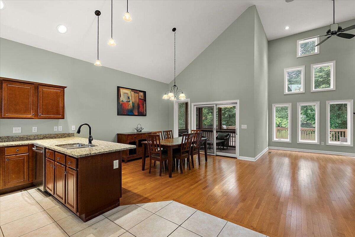 626 Swan River Drive Benton Harbor MI 49022