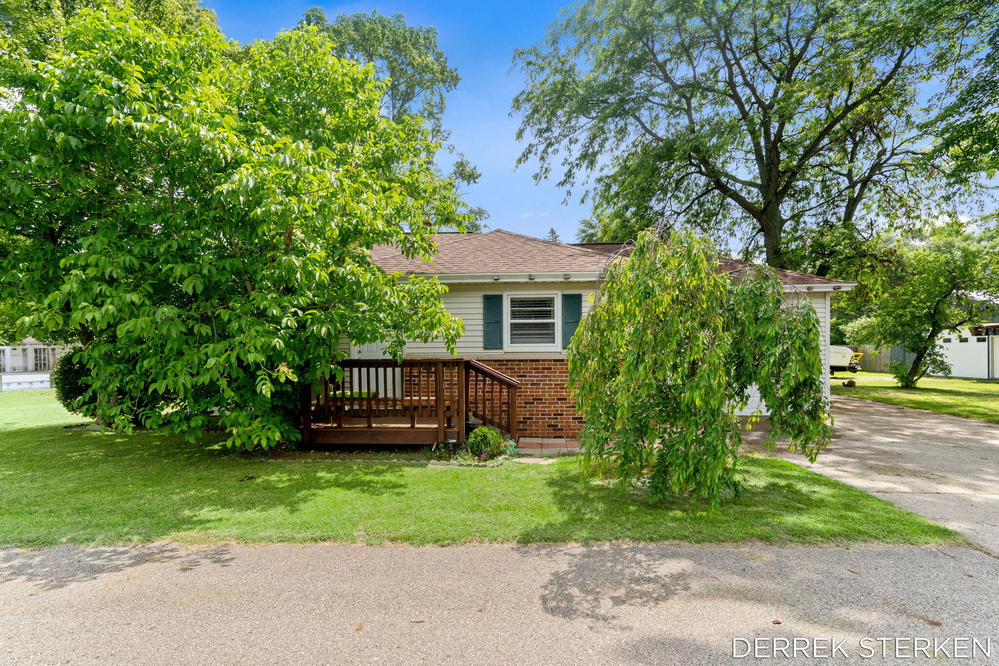 205 N Franklin Street Zeeland MI 49464