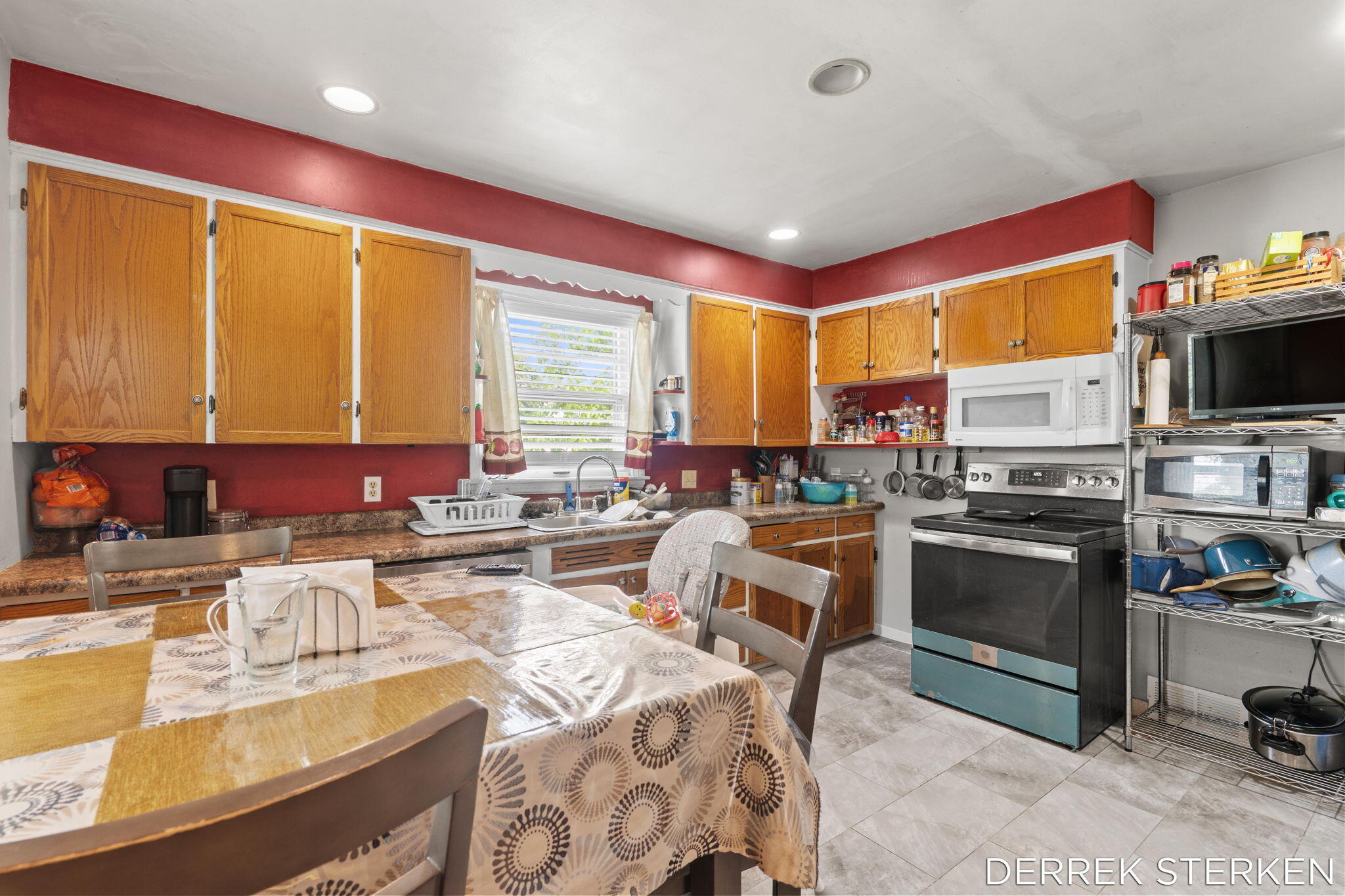 205 N Franklin Street Zeeland MI 49464