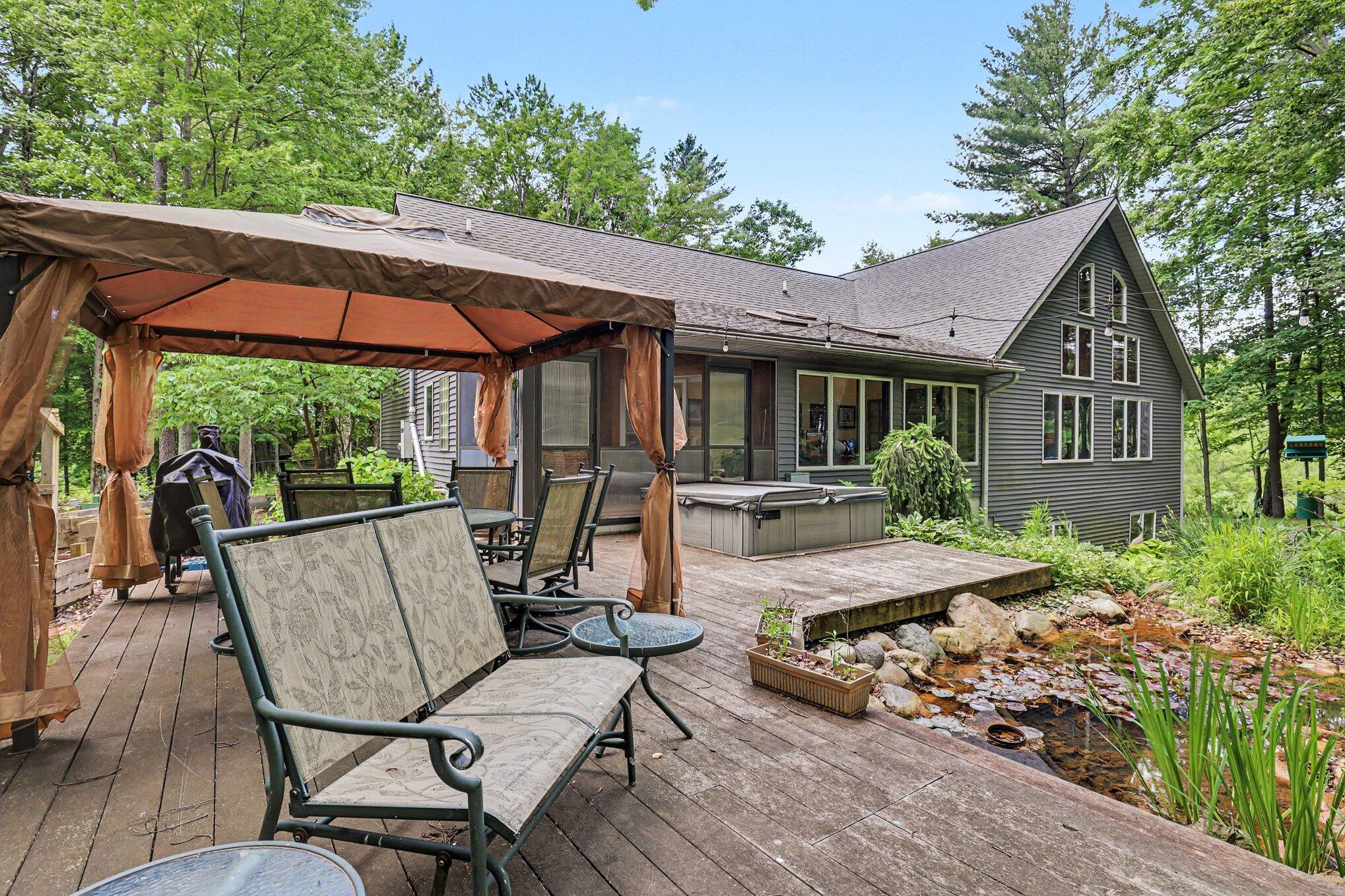 10735 Brown Lake Drive NE Rockford MI 49341