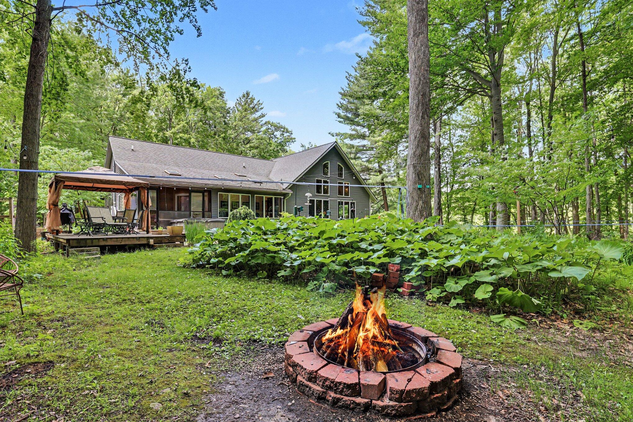 10735 Brown Lake Drive NE Rockford MI 49341