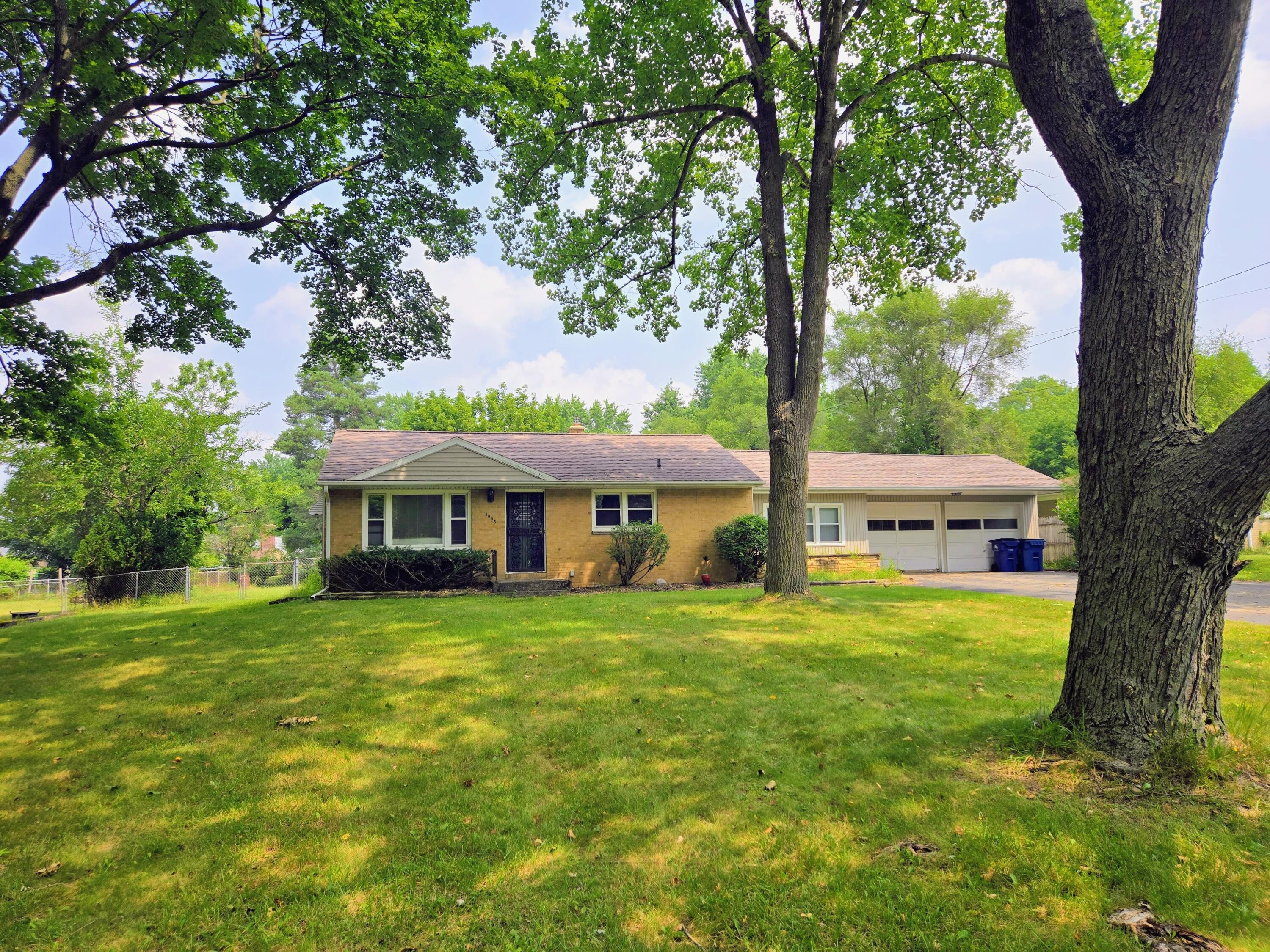 1995 E G Avenue Kalamazoo MI 49004