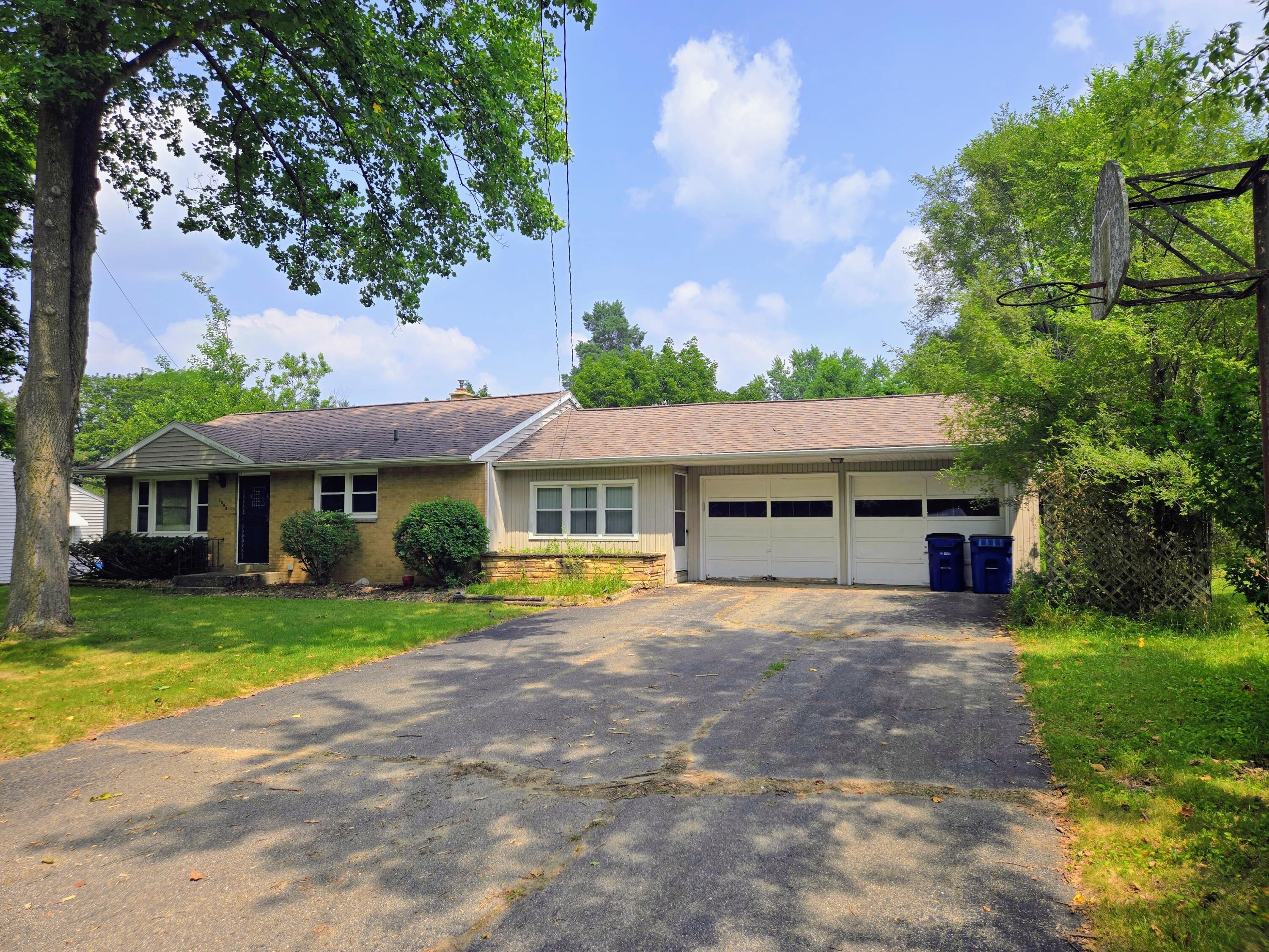 1995 E G Avenue Kalamazoo MI 49004