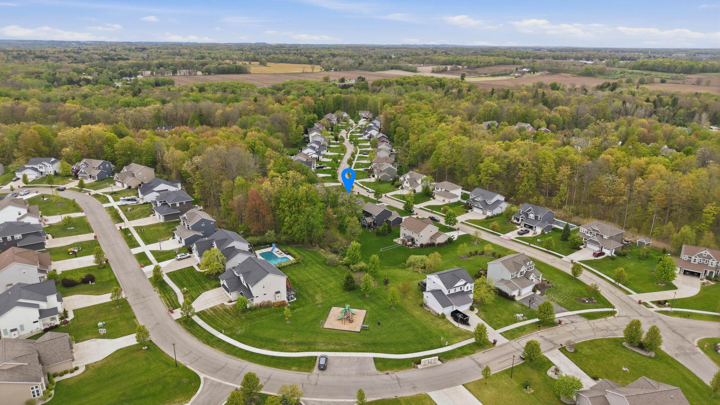 2798 W Morgan Trail NE Rockford MI 49341