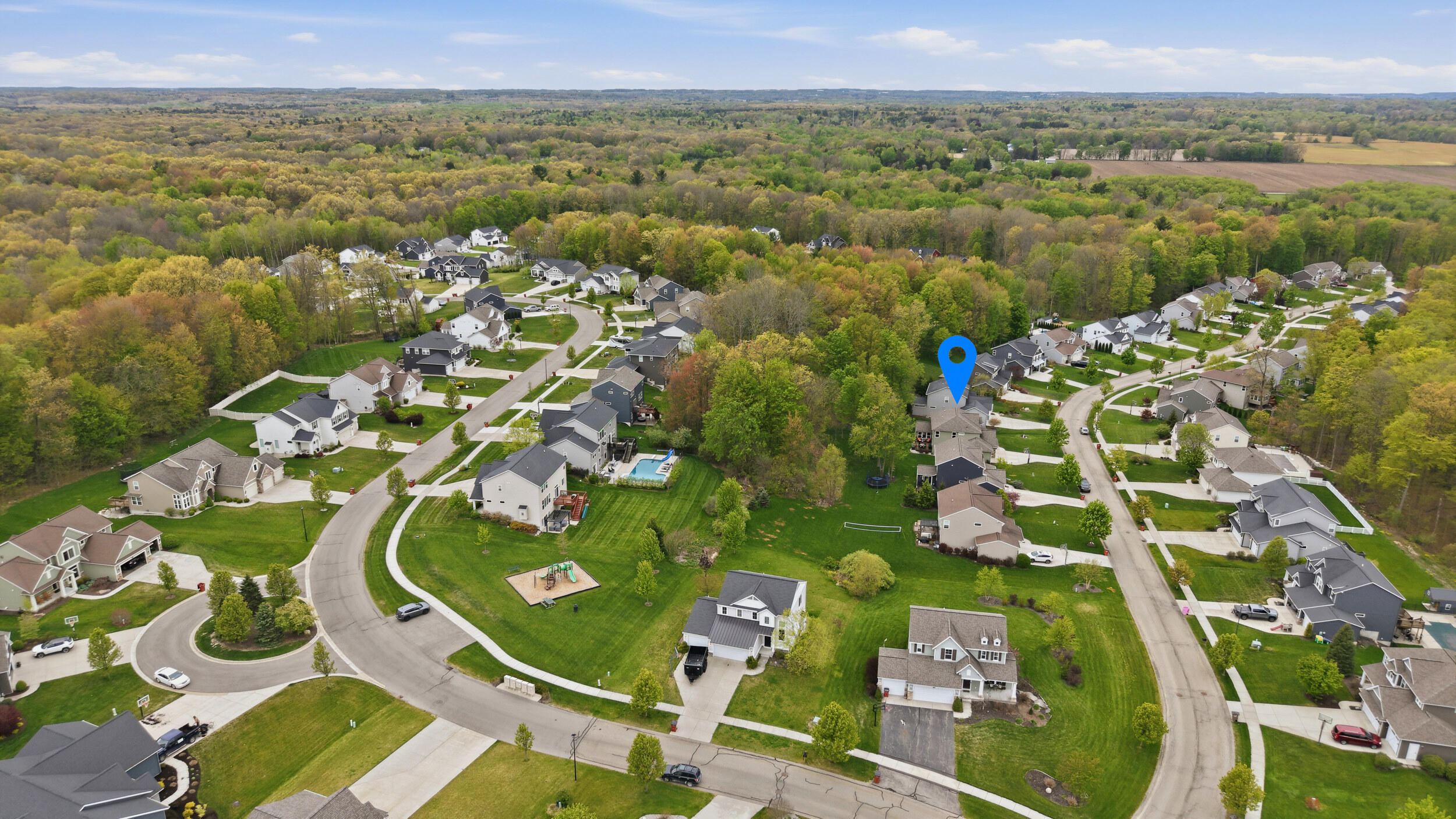 2798 W Morgan Trail NE Rockford MI 49341