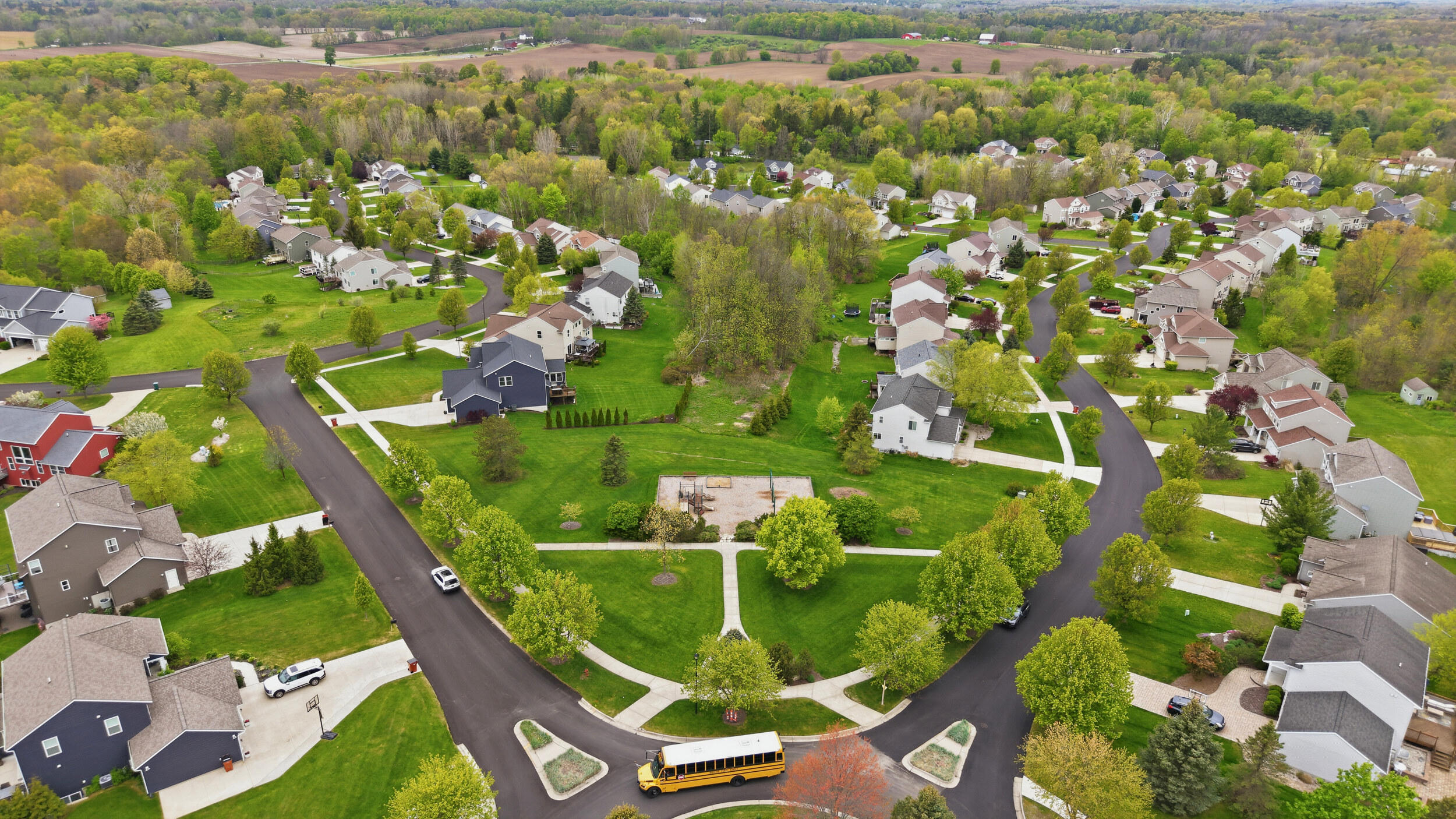 2798 W Morgan Trail NE Rockford MI 49341