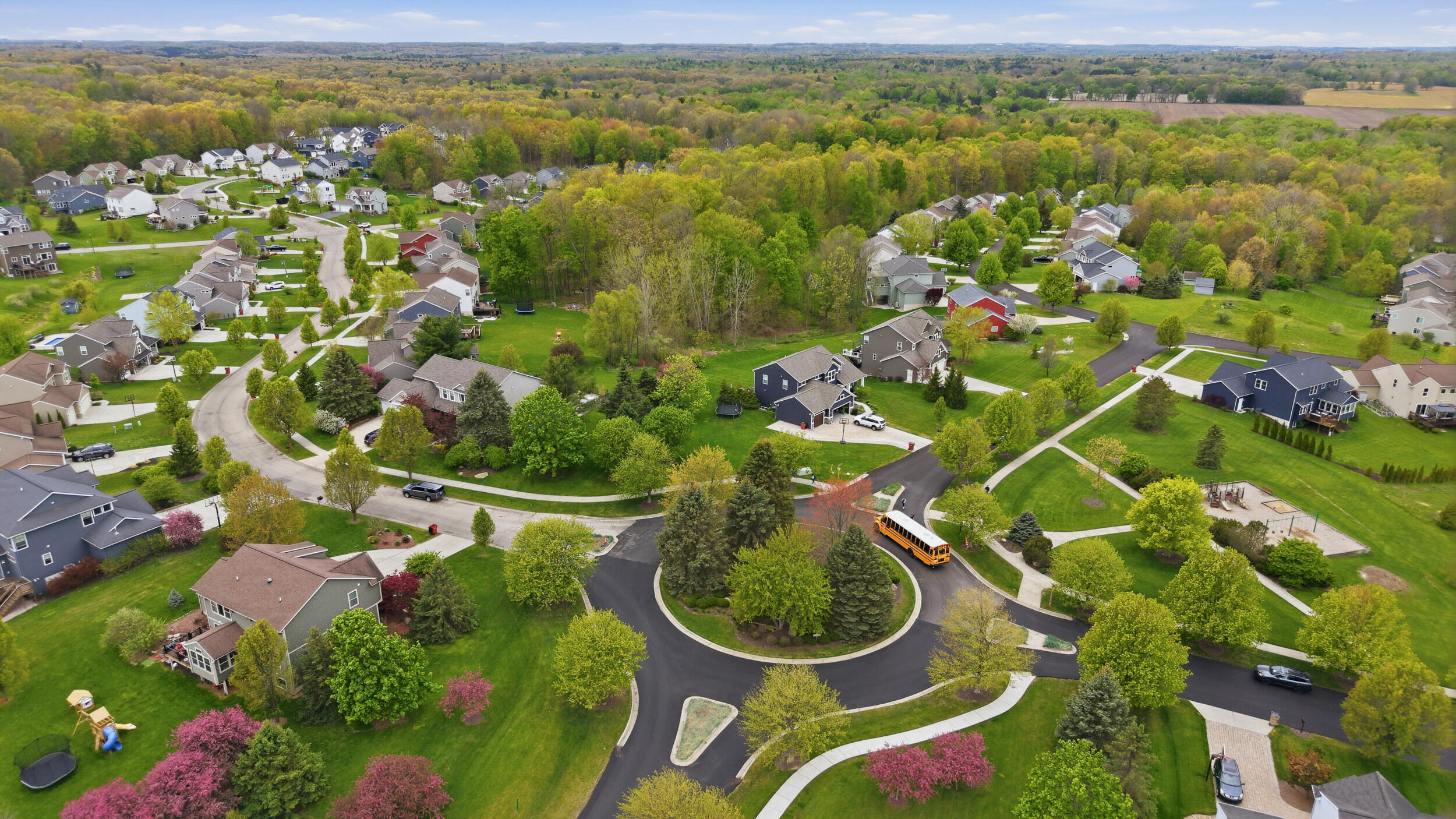 2798 W Morgan Trail NE Rockford MI 49341
