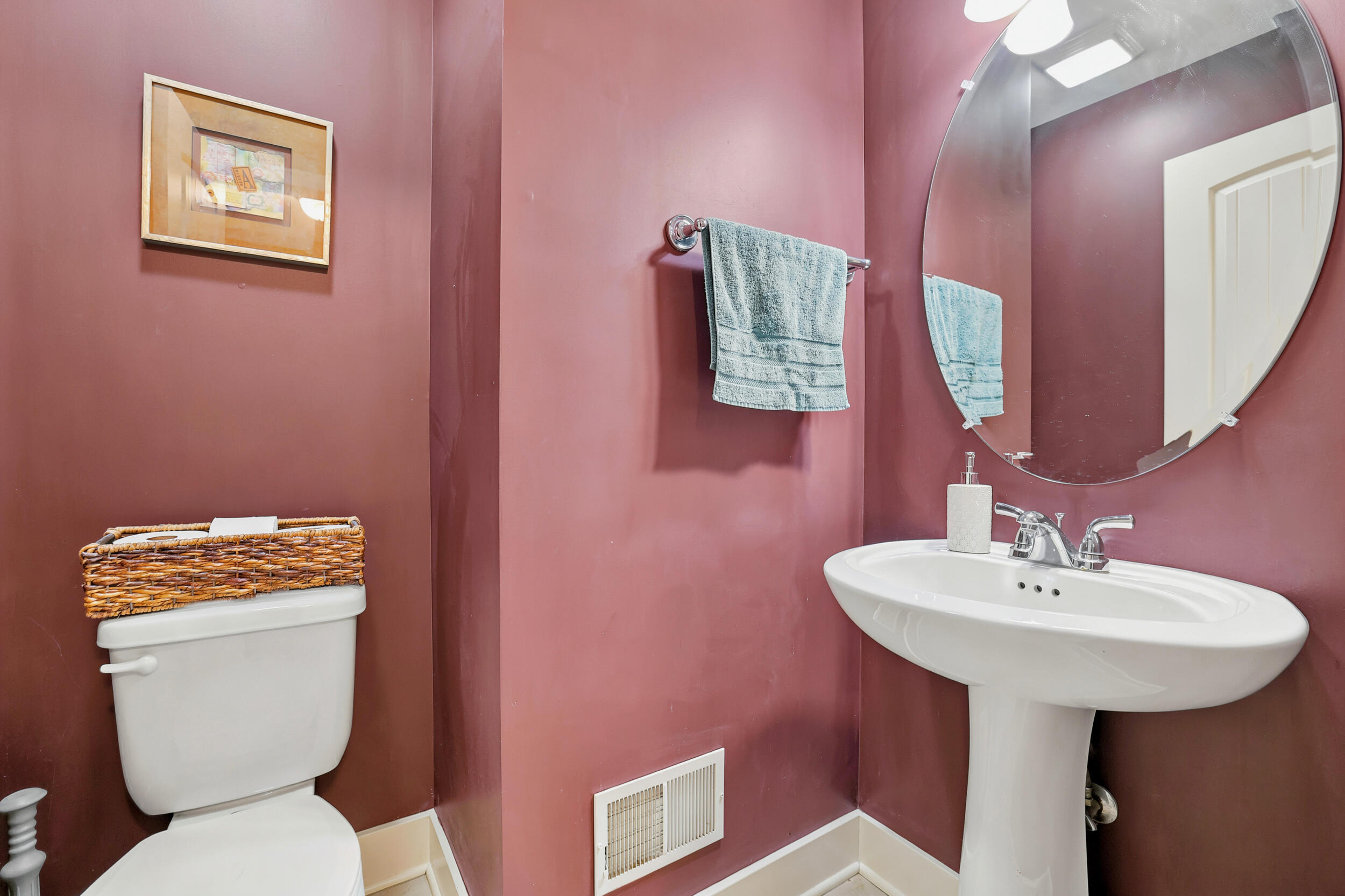 2798 W Morgan Trail NE Rockford MI 49341