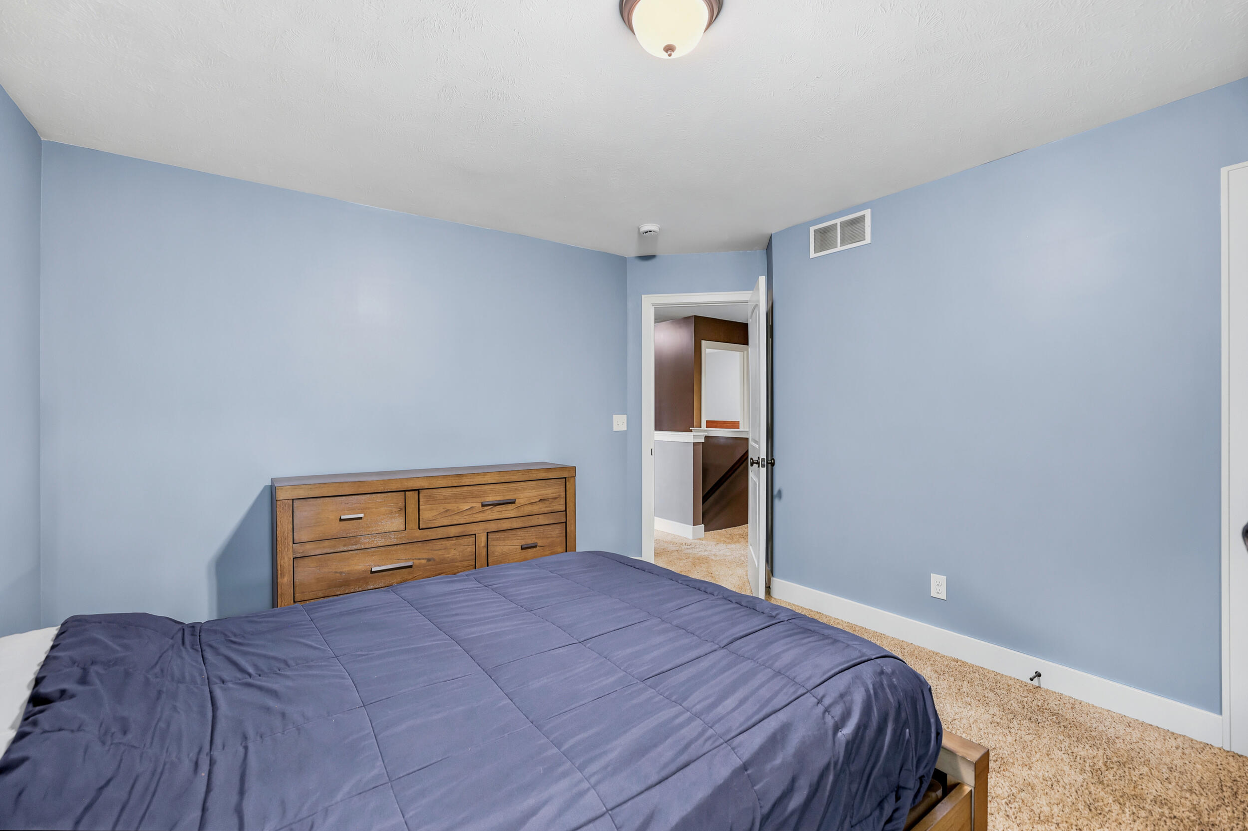 2798 W Morgan Trail NE Rockford MI 49341