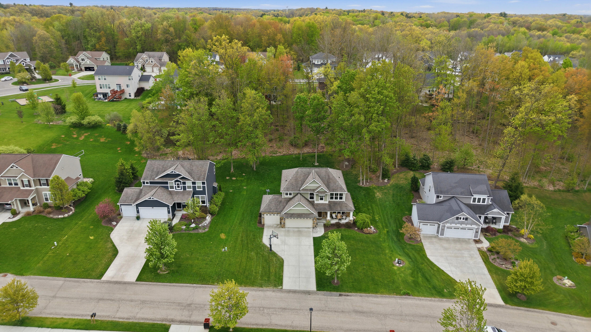 2798 W Morgan Trail NE Rockford MI 49341