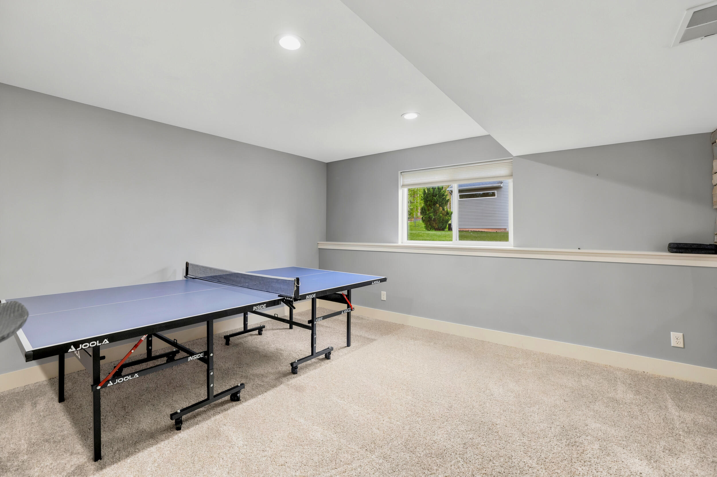 2798 W Morgan Trail NE Rockford MI 49341