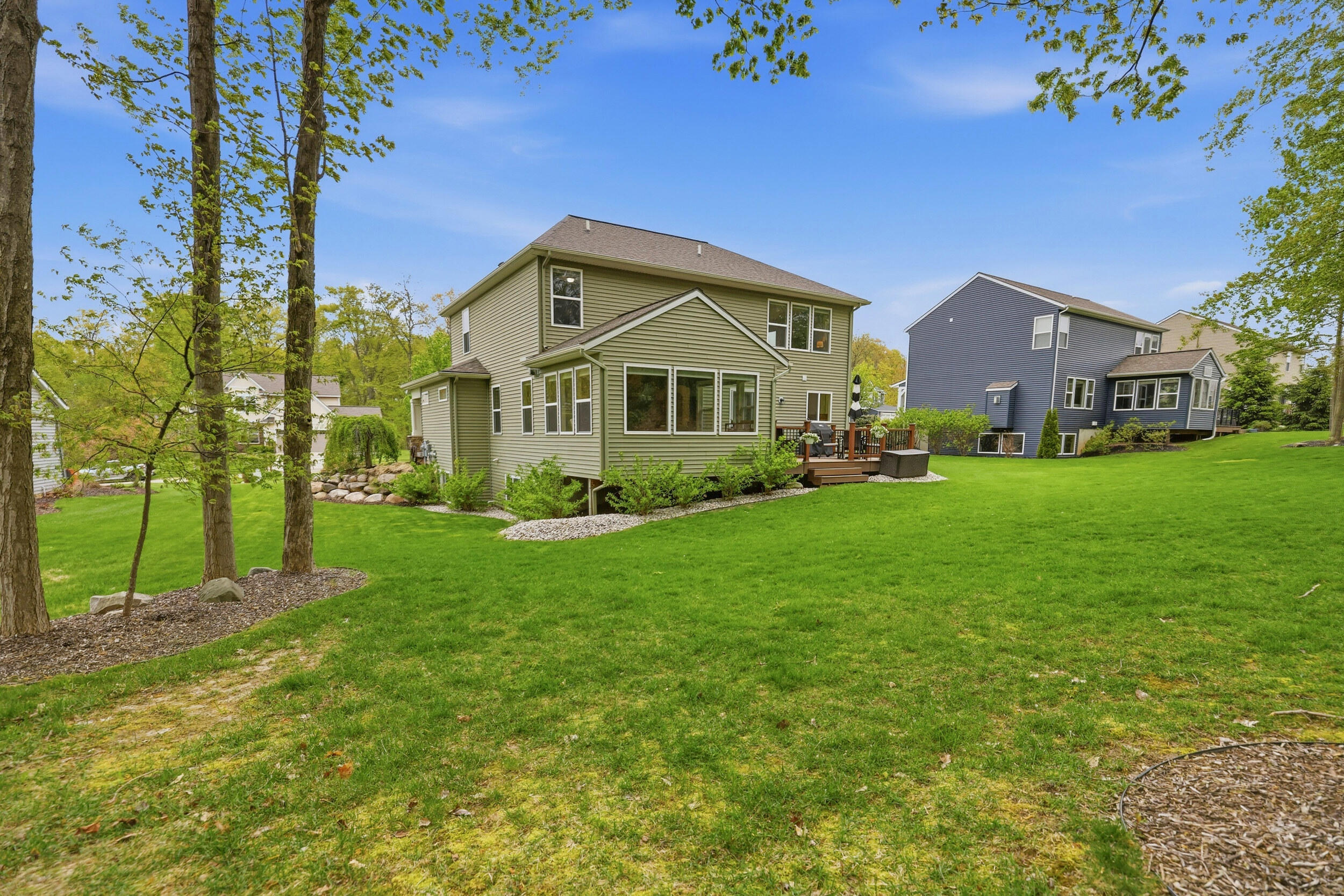 2798 W Morgan Trail NE Rockford MI 49341