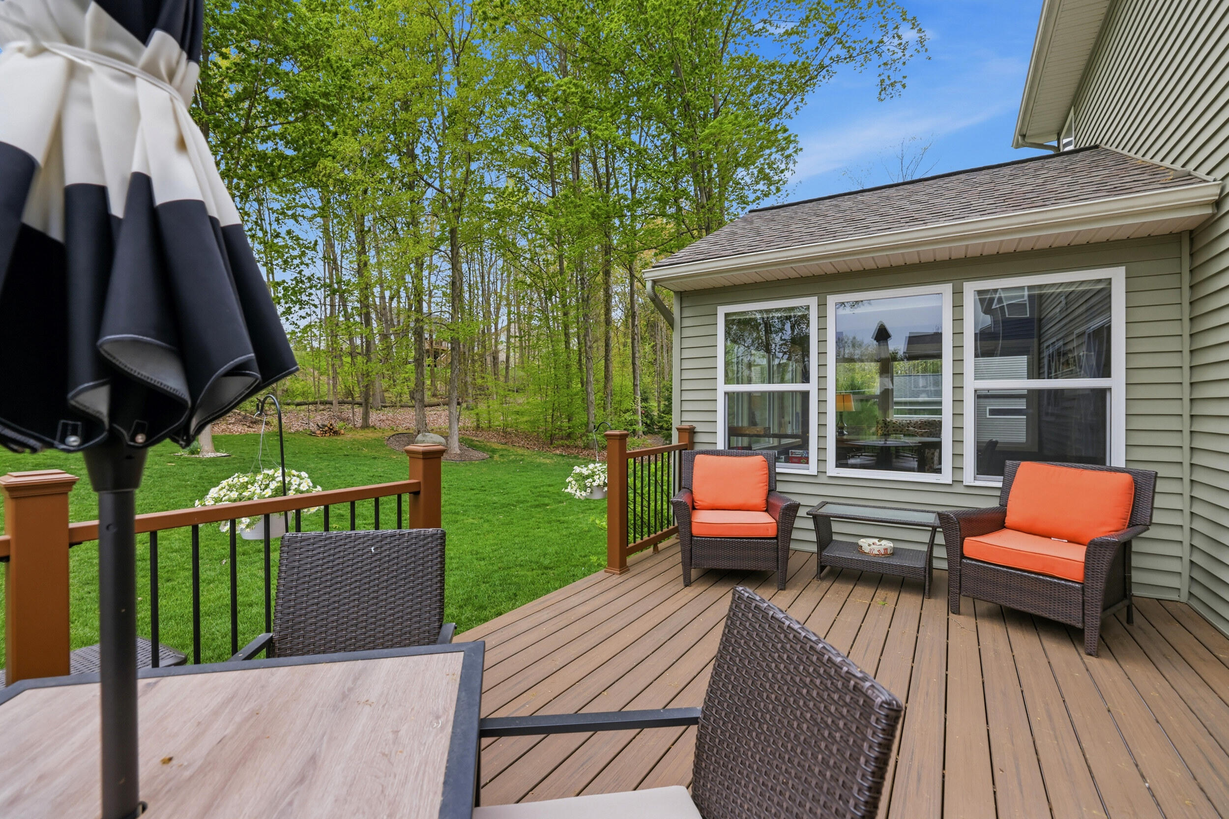 2798 W Morgan Trail NE Rockford MI 49341