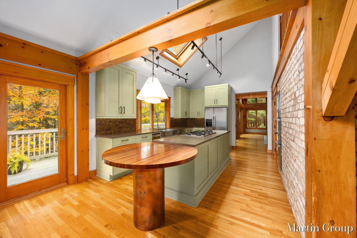 6142 Scenic Woods Circle N Muskegon MI 49445