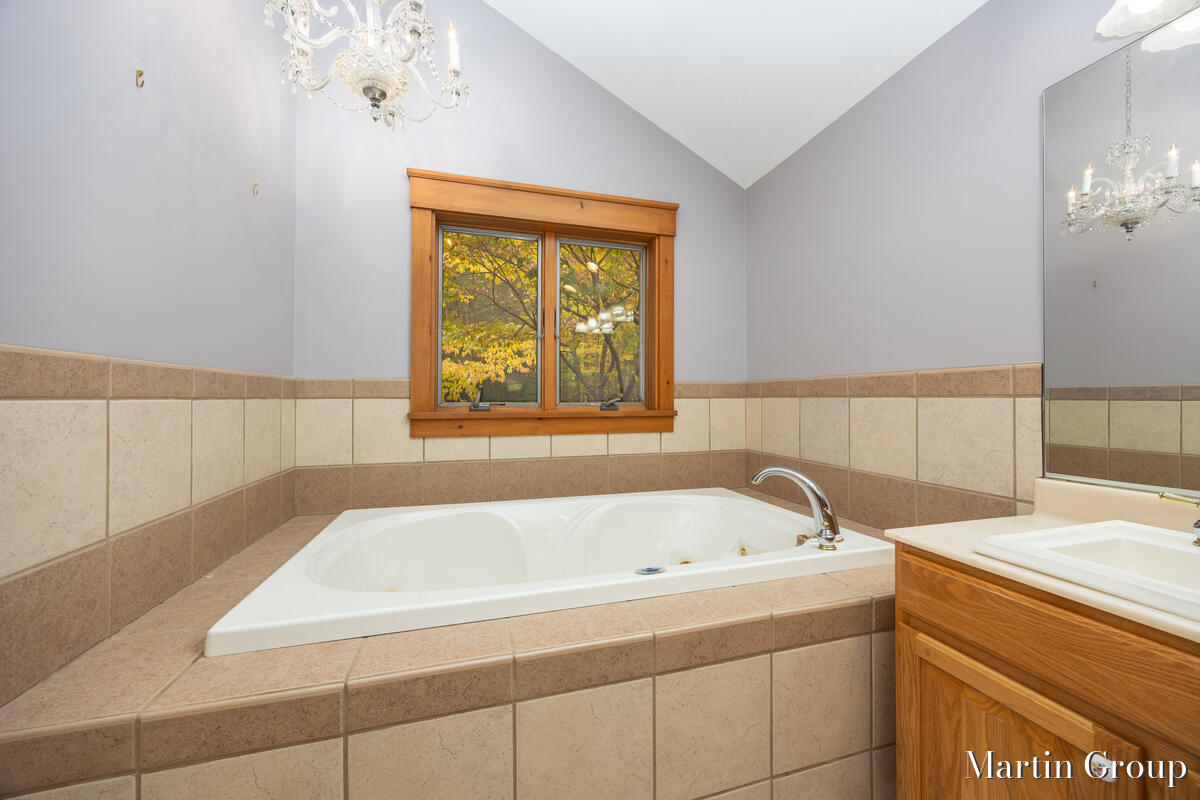 6142 Scenic Woods Circle N Muskegon MI 49445