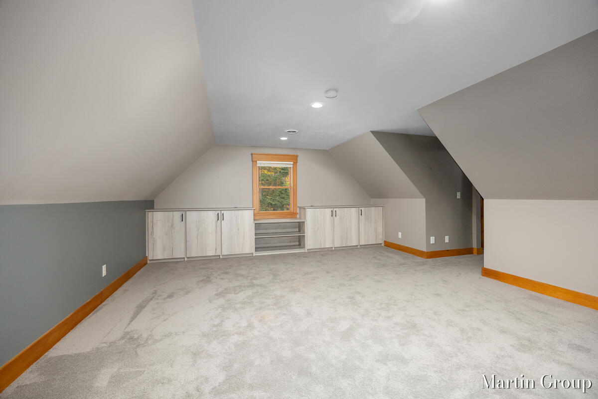 6142 Scenic Woods Circle N Muskegon MI 49445