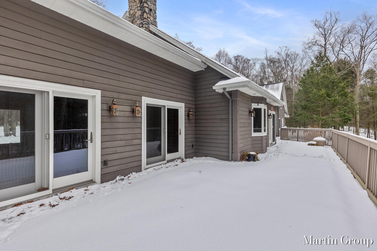 6142 Scenic Woods Circle N Muskegon MI 49445