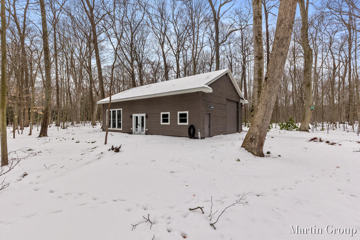 6142 Scenic Woods Circle N Muskegon MI 49445