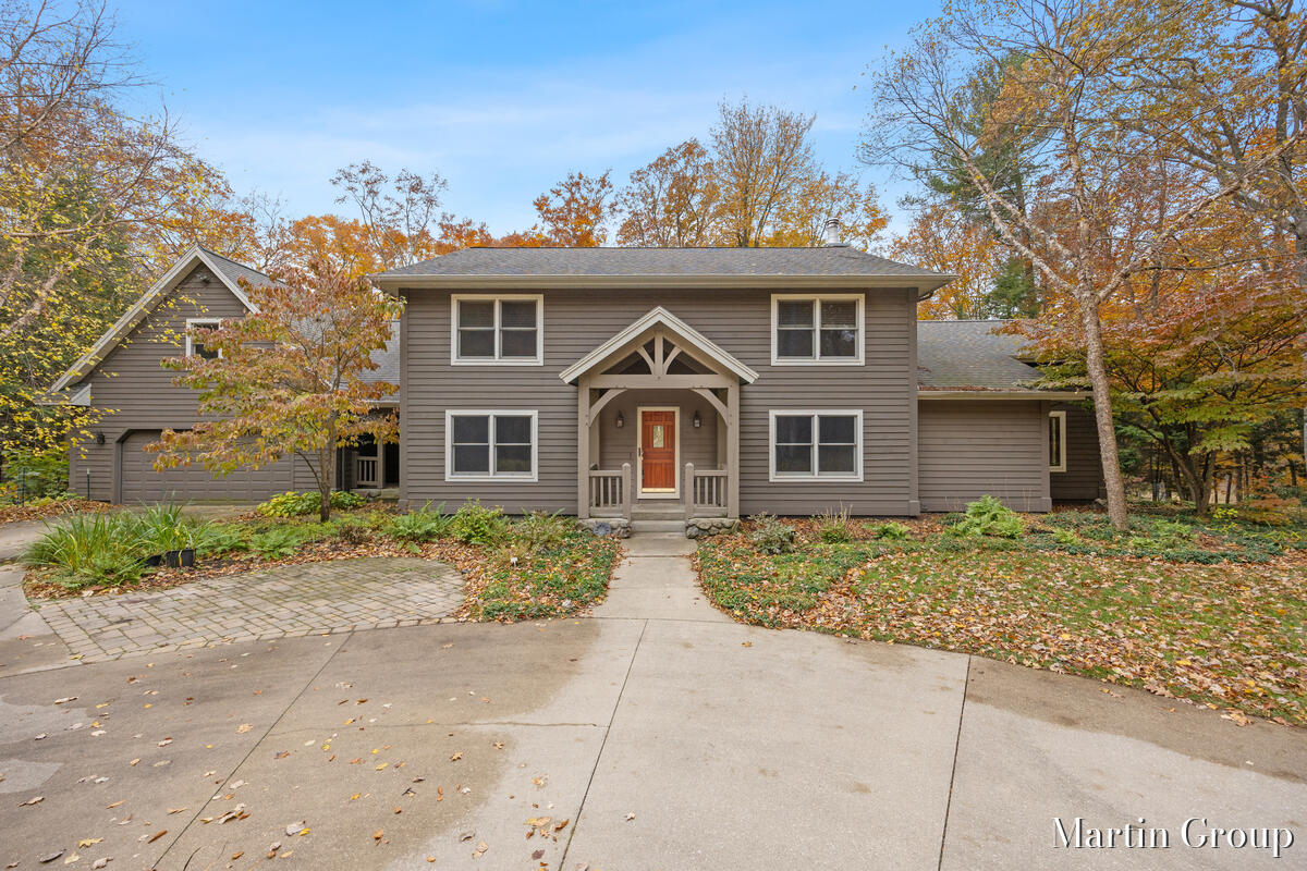 6142 Scenic Woods Circle N Muskegon MI 49445