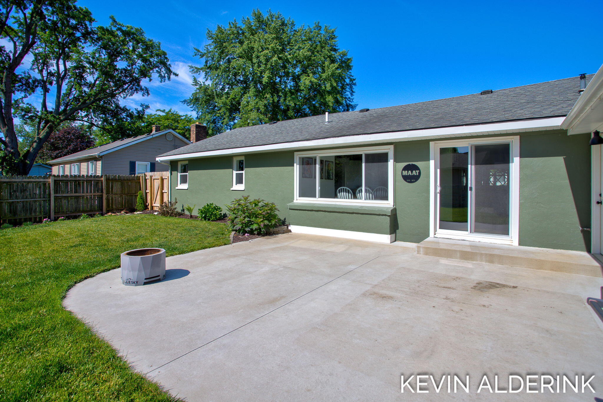 1738 92nd Avenue Zeeland MI 49464