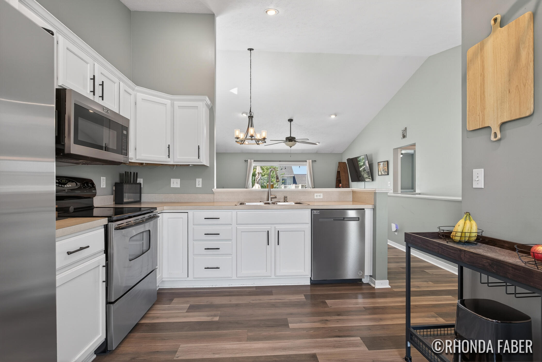 3933 Spruce Lane Holland MI 49424