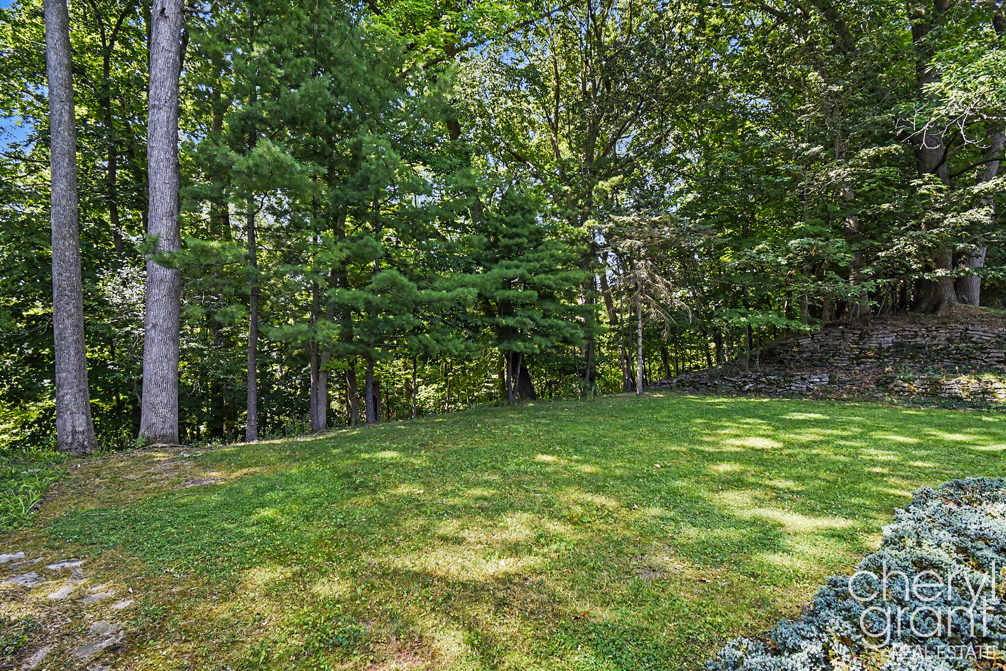 3052 Bonita Drive SE Grand Rapids MI 49508