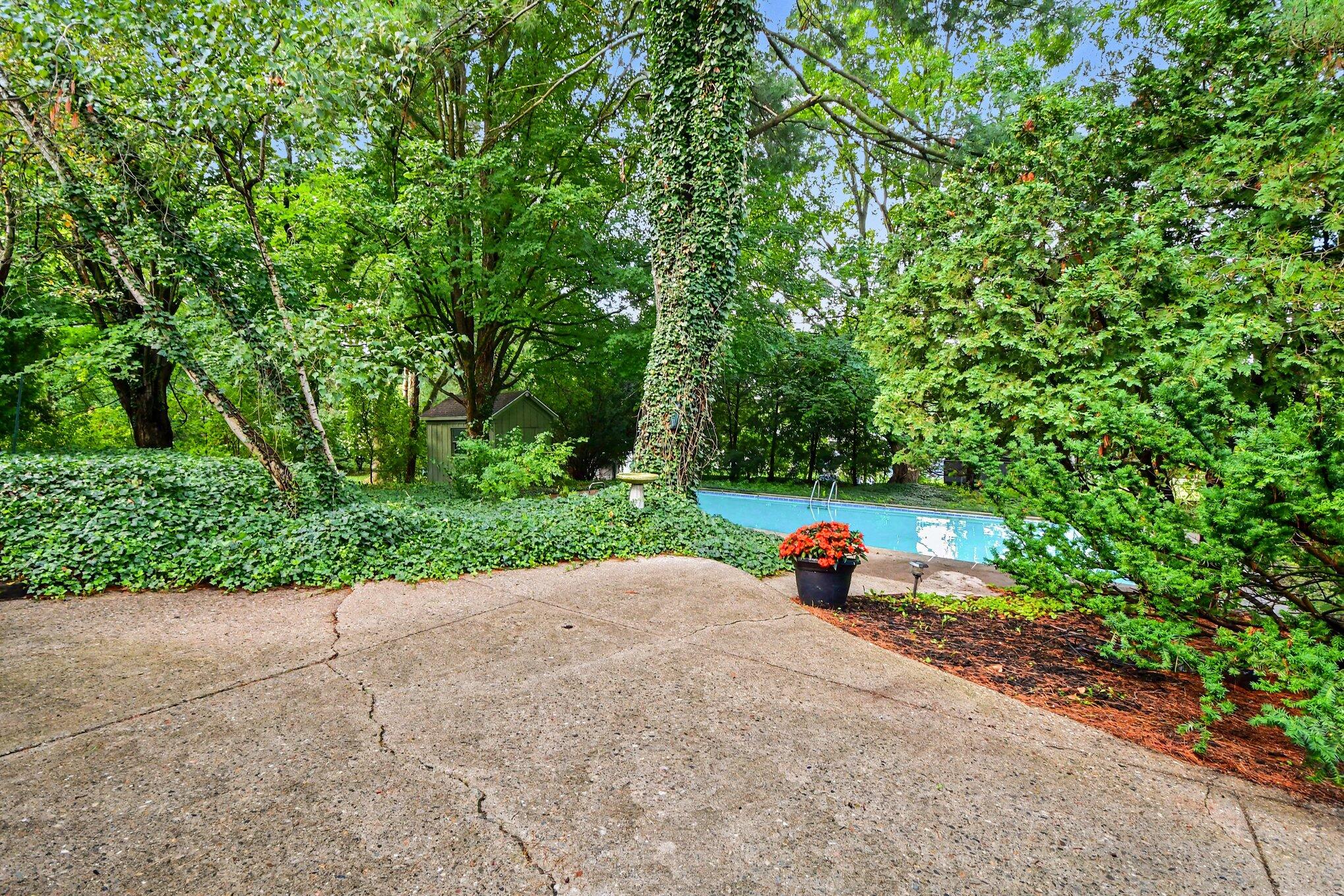 201 S Monroe Street NE Rockford MI 49341