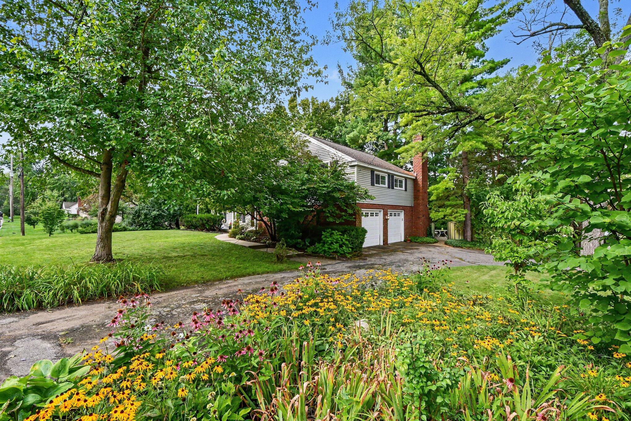 201 S Monroe Street NE Rockford MI 49341