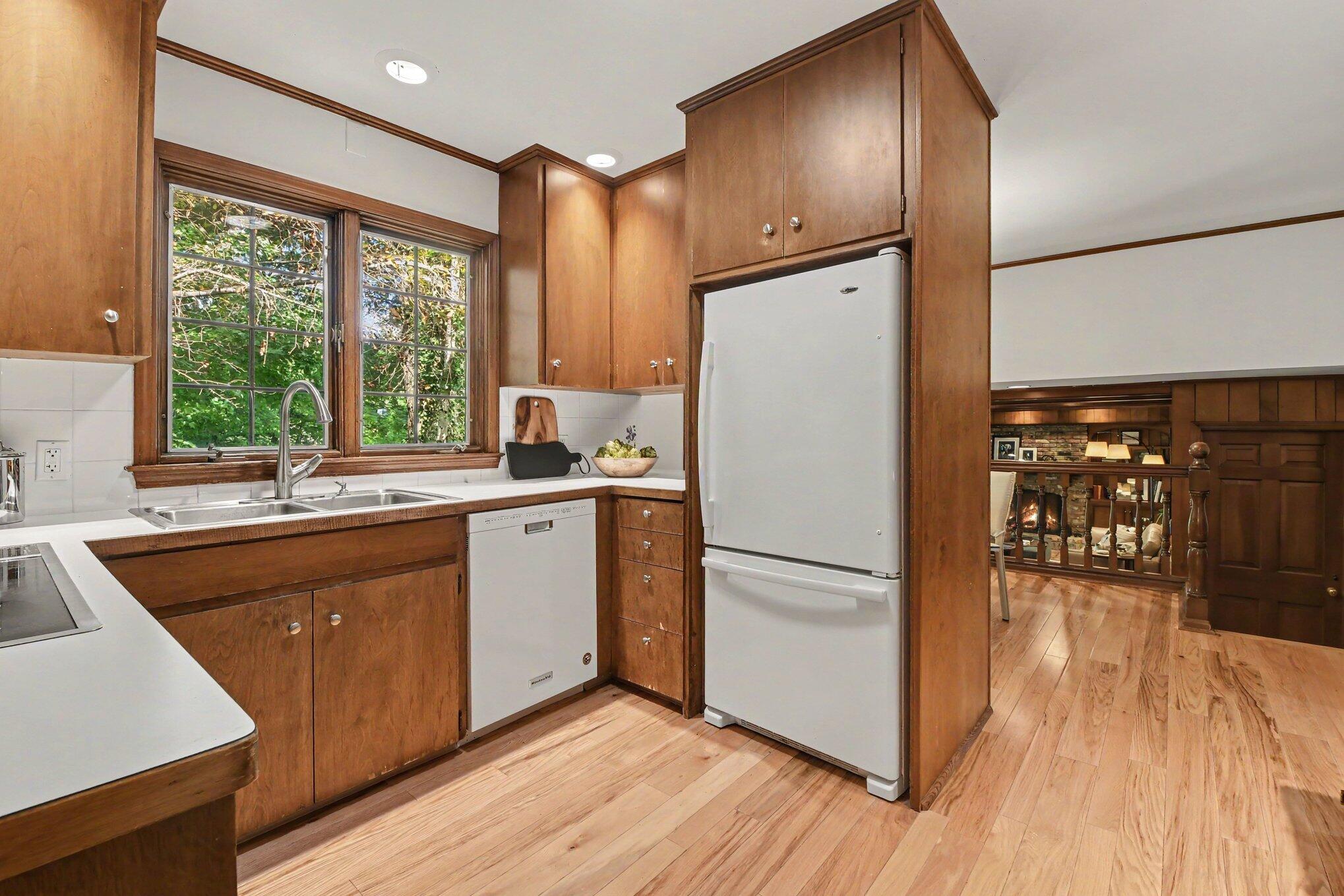201 S Monroe Street NE Rockford MI 49341