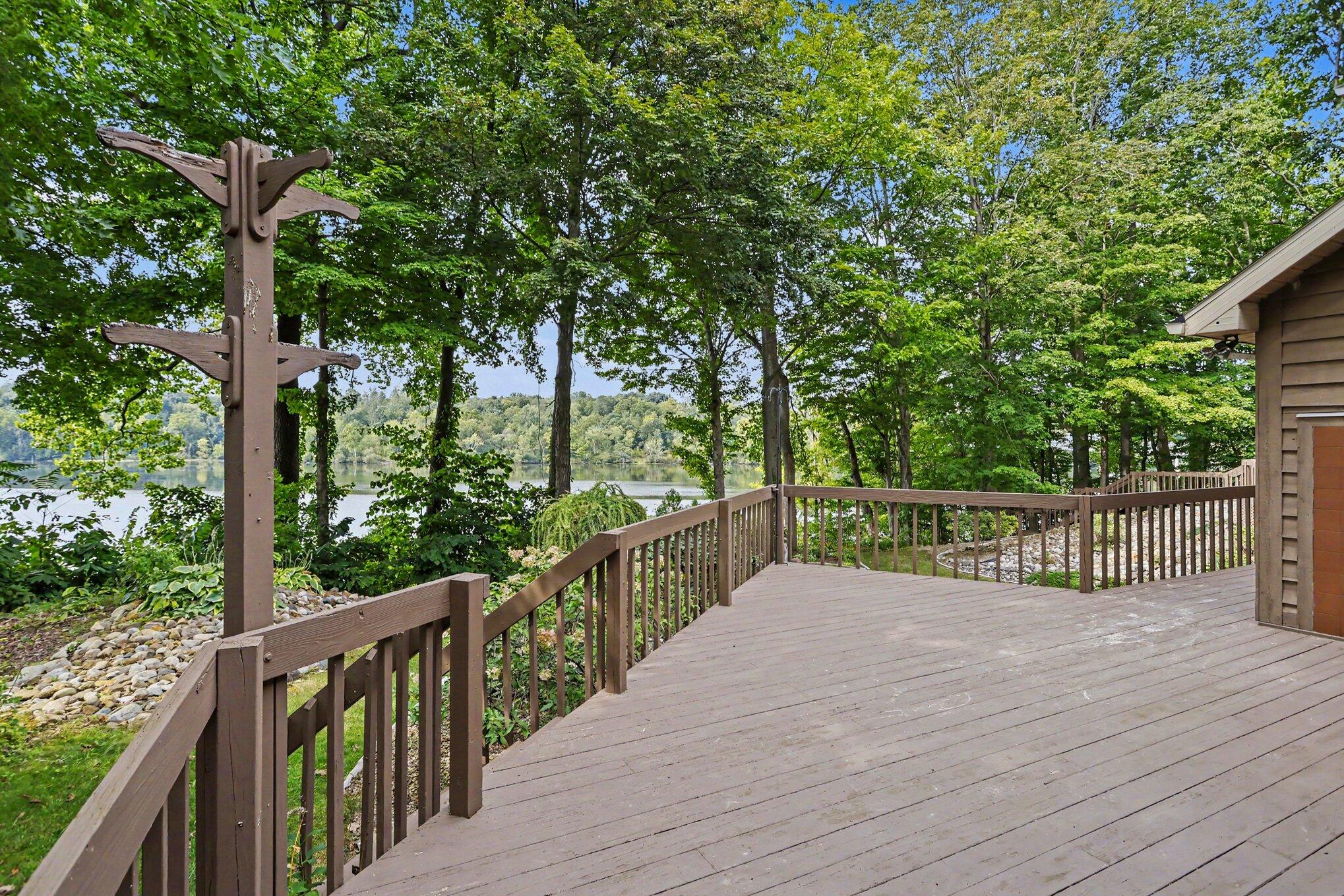 4245 Lake Chapin Bluff Berrien Springs MI 49103