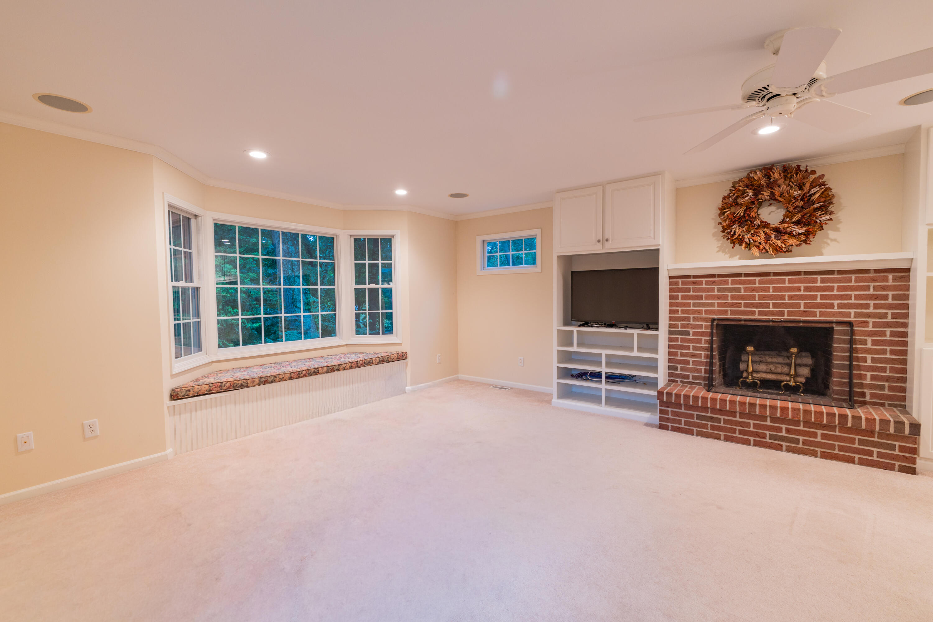 8245 Heritage Drive Kalamazoo MI 49009