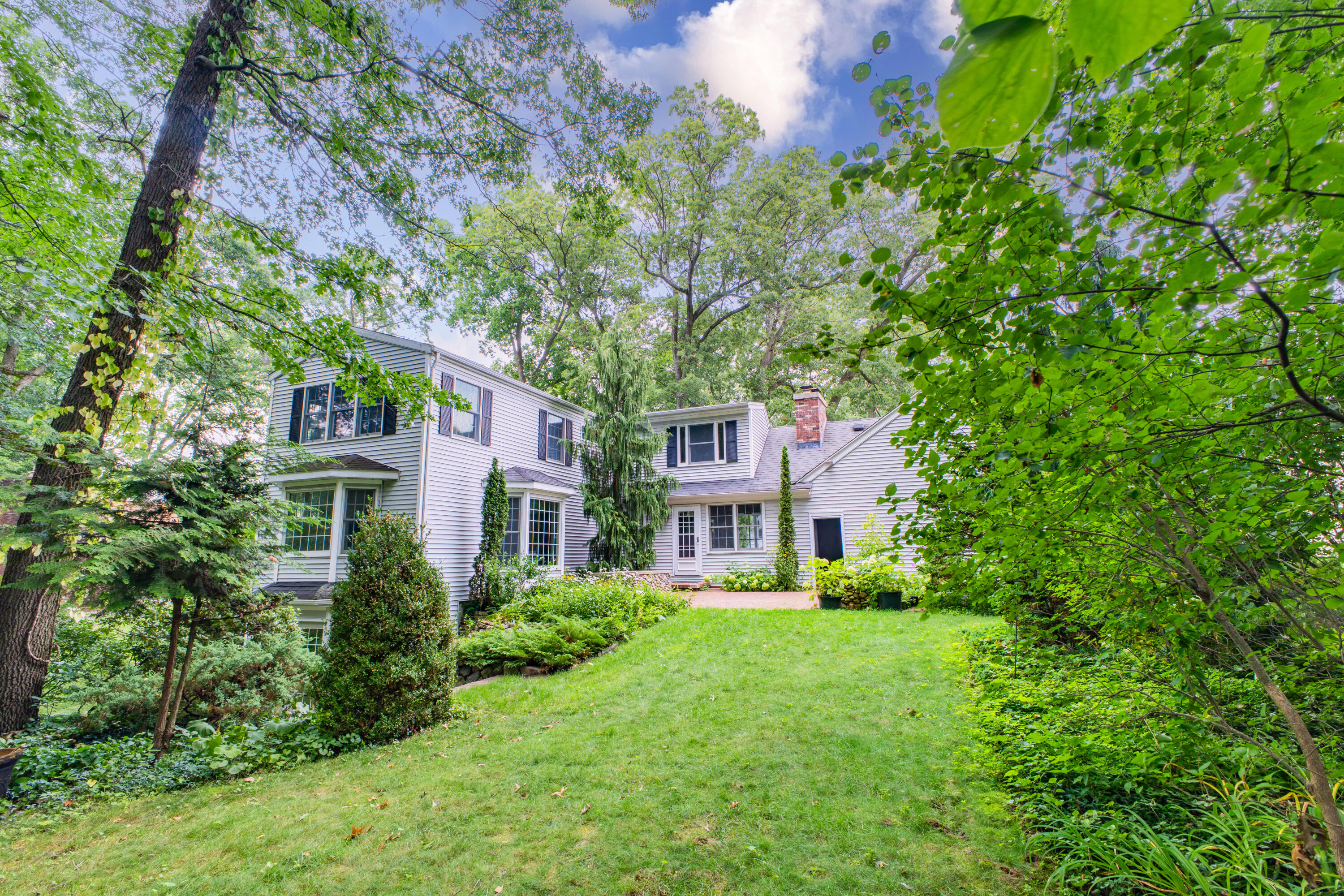 8245 Heritage Drive Kalamazoo MI 49009