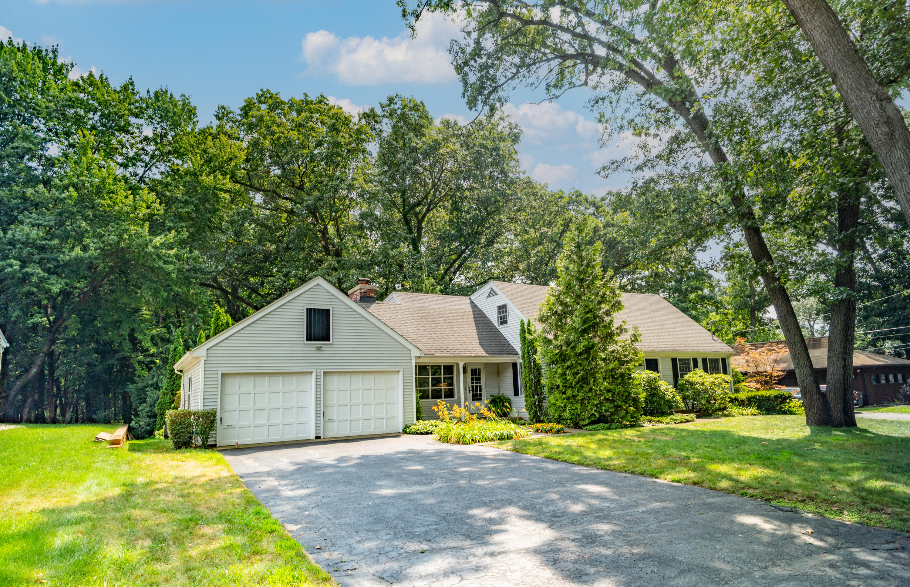 8245 Heritage Drive Kalamazoo MI 49009
