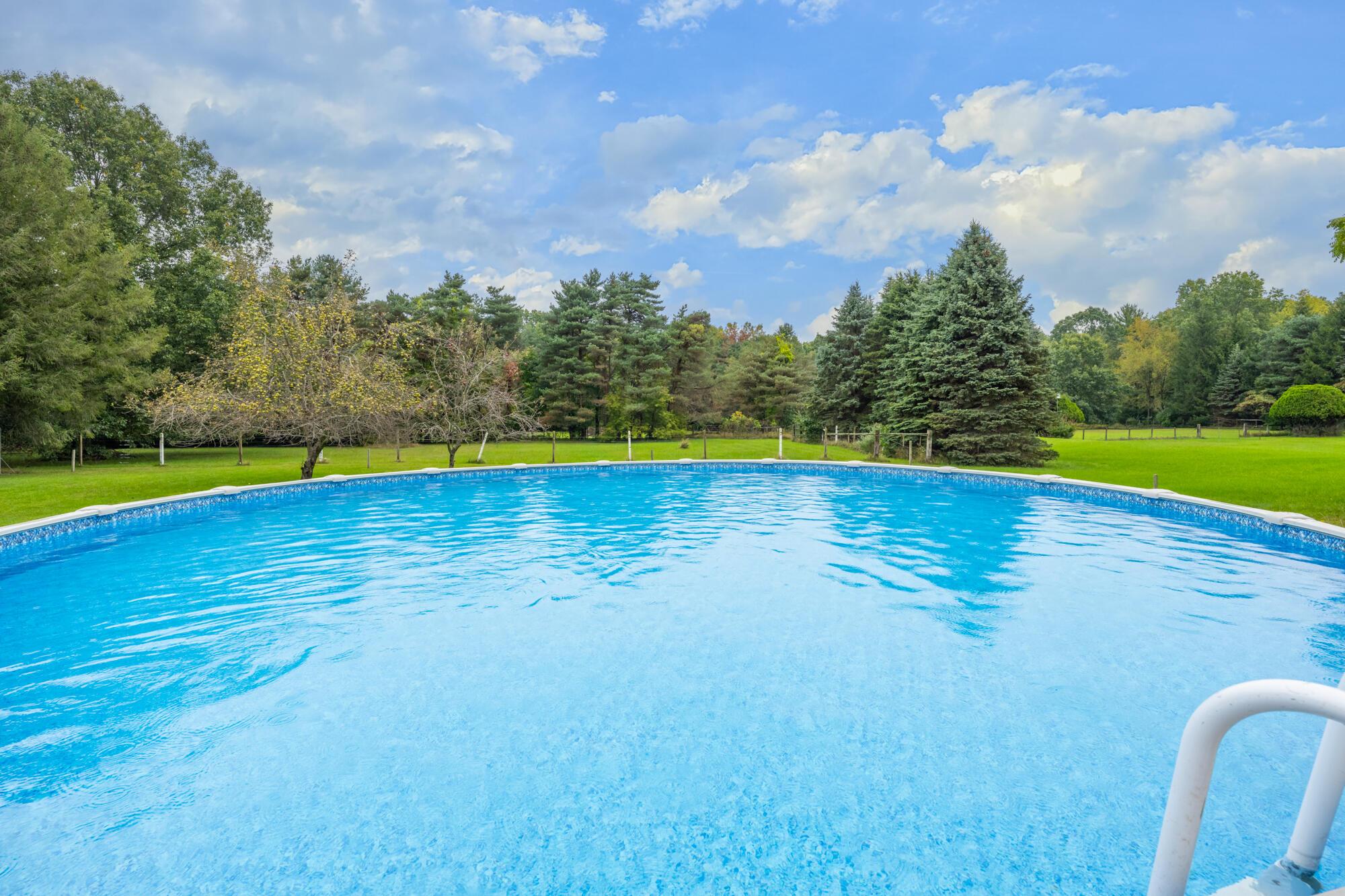 4155 Hagar Shore Road Coloma MI 49038