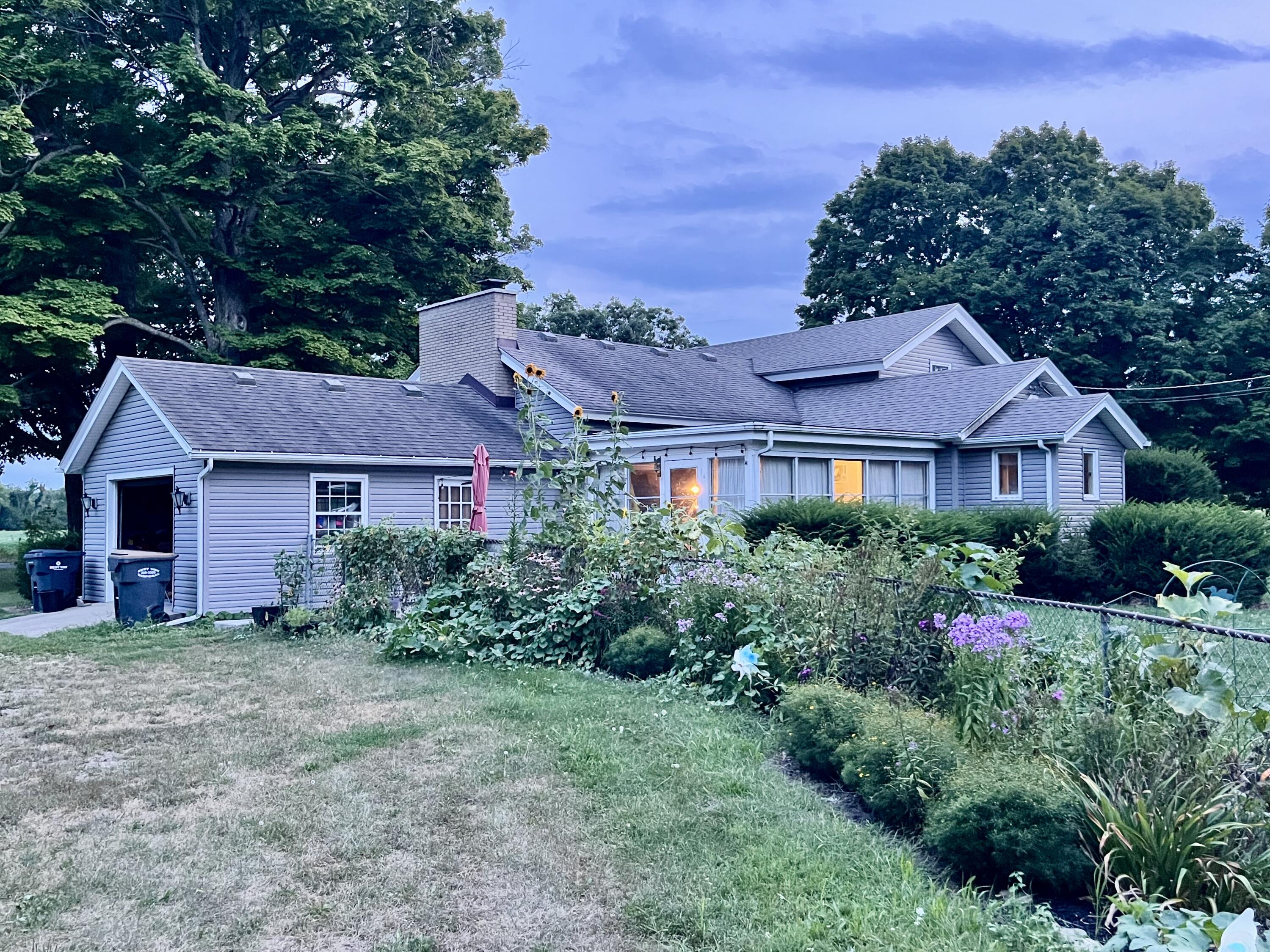 8599 E N Avenue Kalamazoo MI 49048