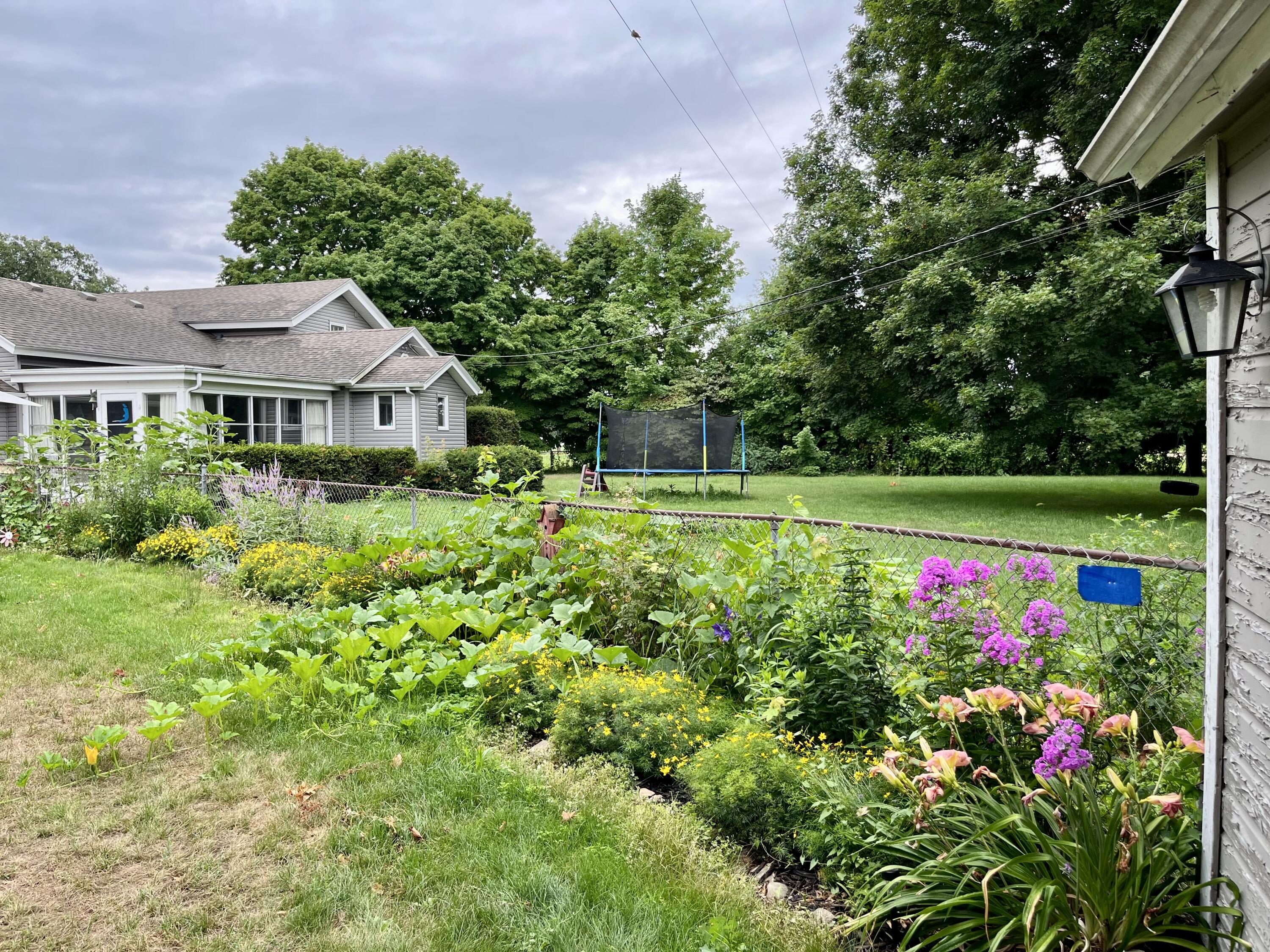 8599 E N Avenue Kalamazoo MI 49048