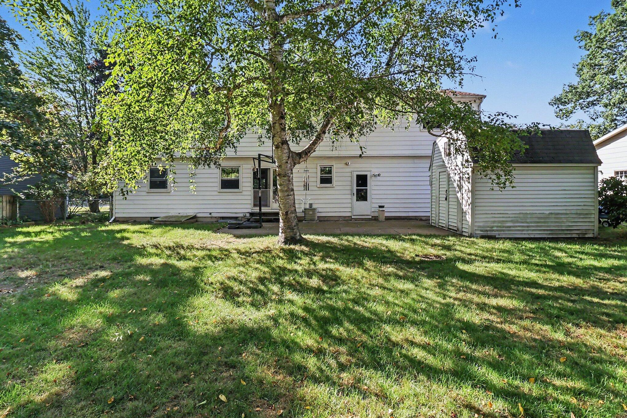 911 Seminole Avenue Ludington MI 49431