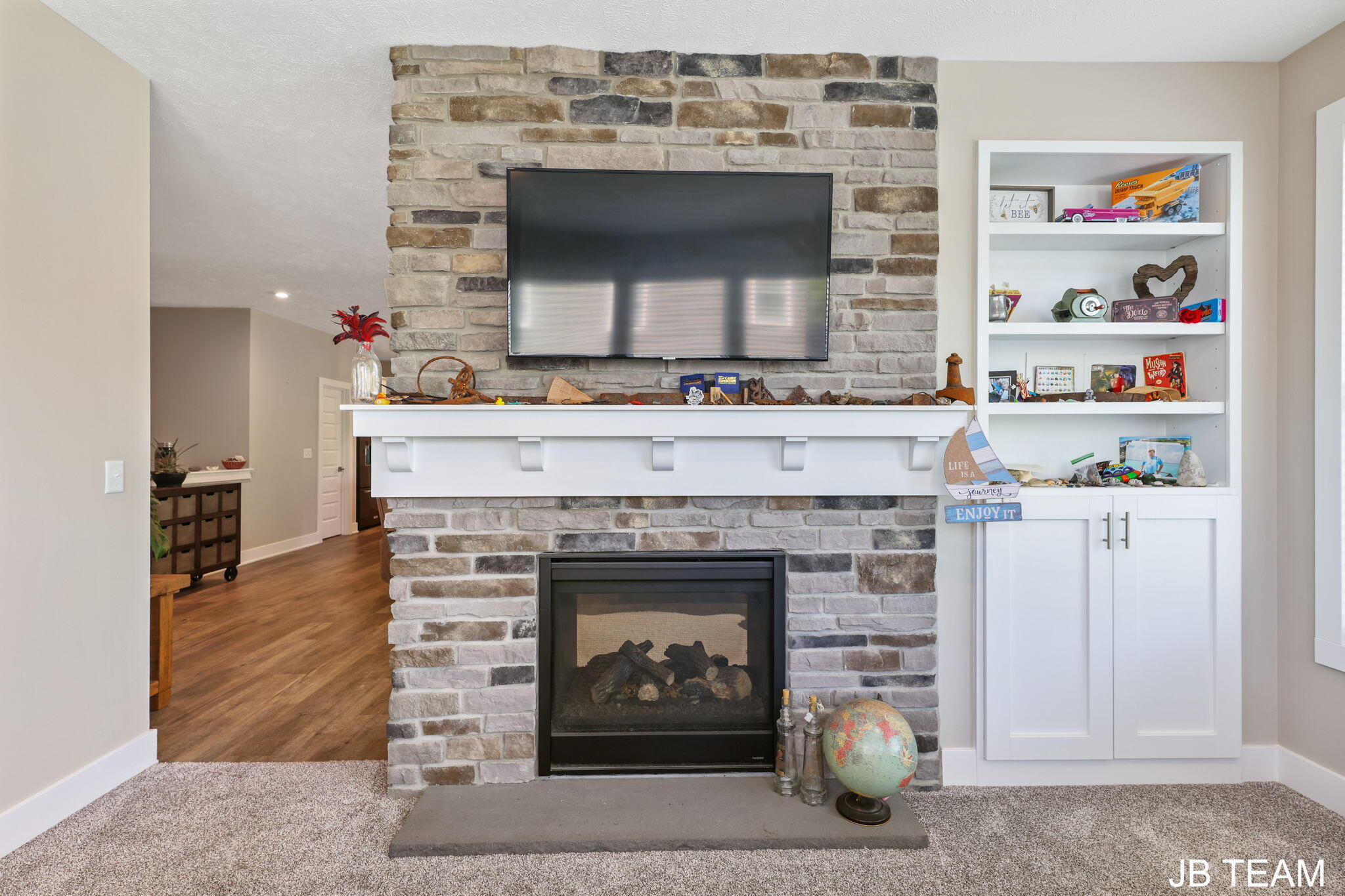 3345 Jumping Jack Court NE Grand Rapids MI 49525