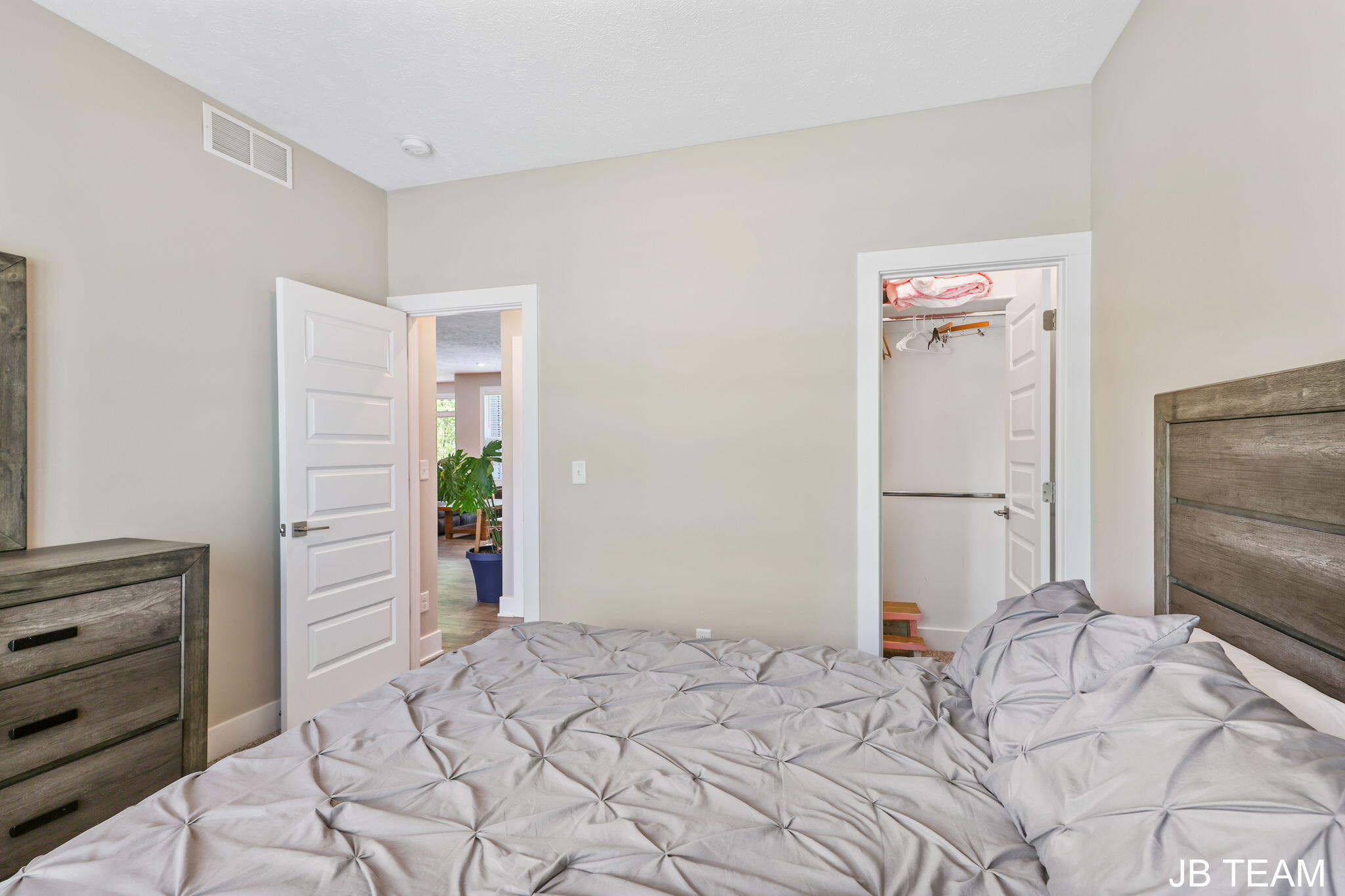 3345 Jumping Jack Court NE Grand Rapids MI 49525