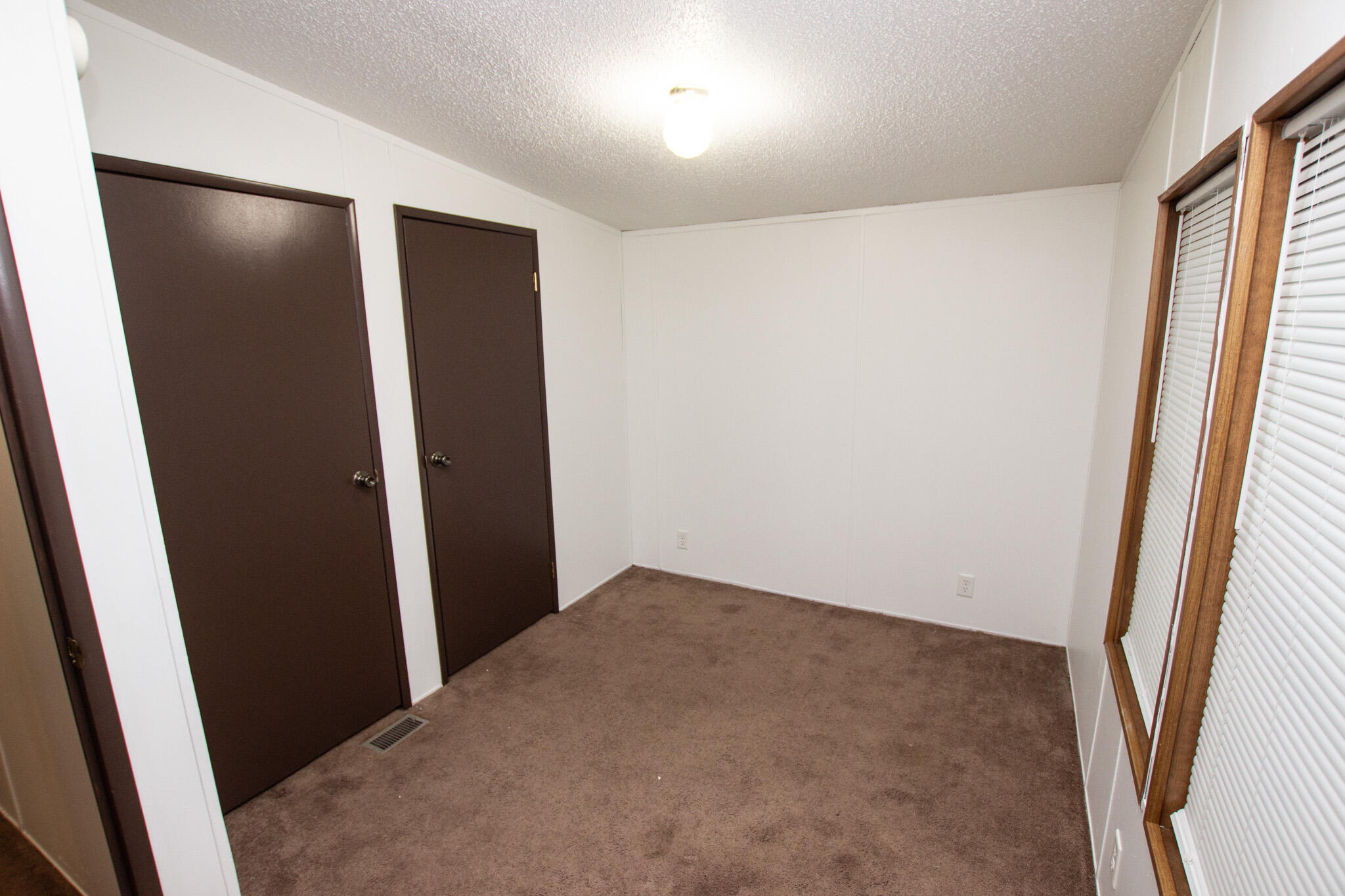 318 S East Street Cassopolis MI 49031