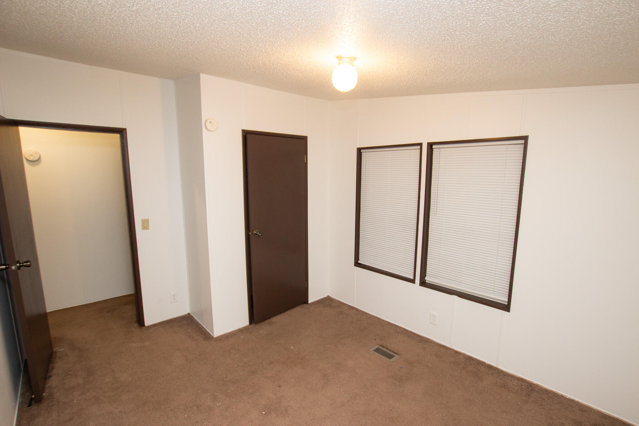 318 S East Street Cassopolis MI 49031
