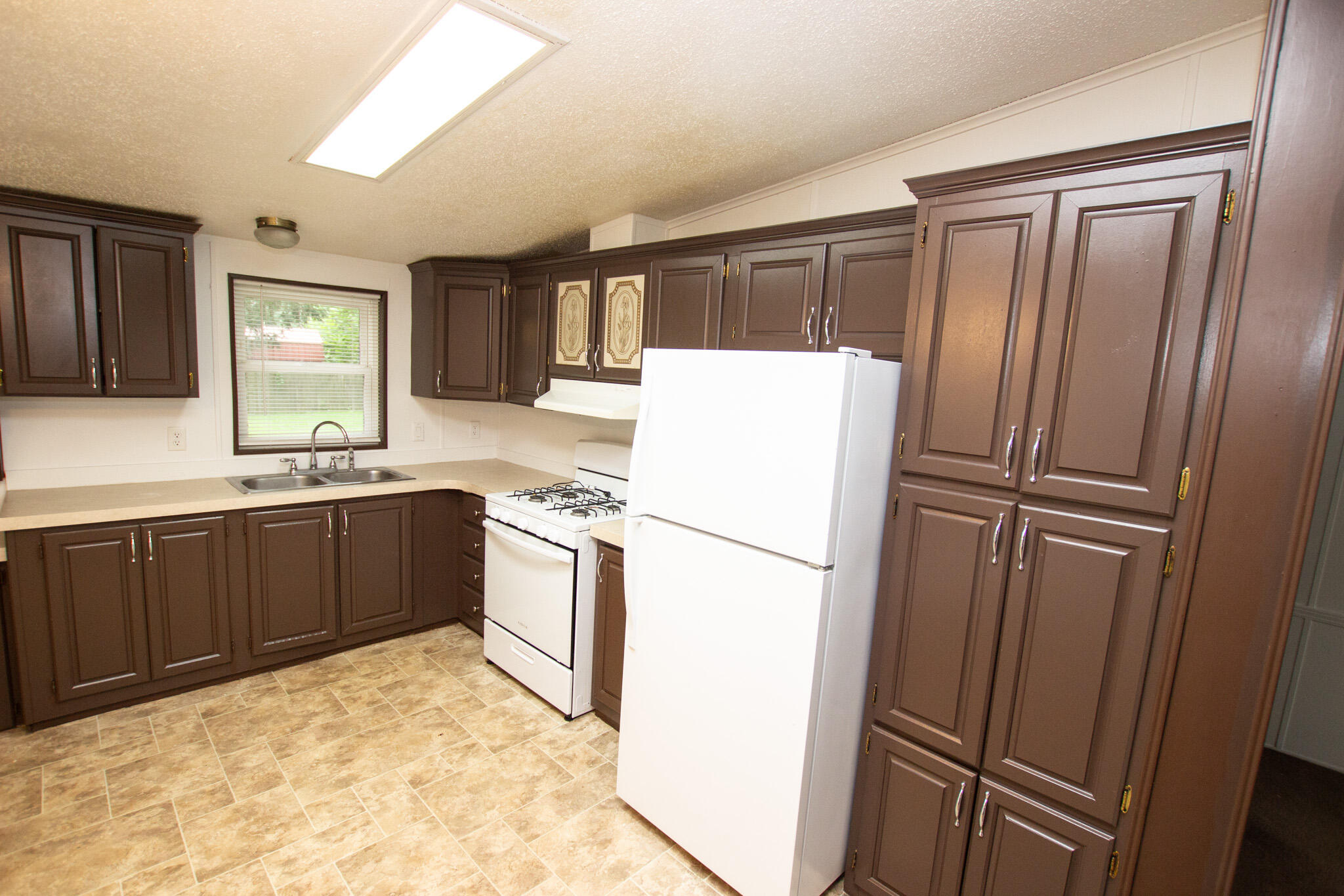 318 S East Street Cassopolis MI 49031