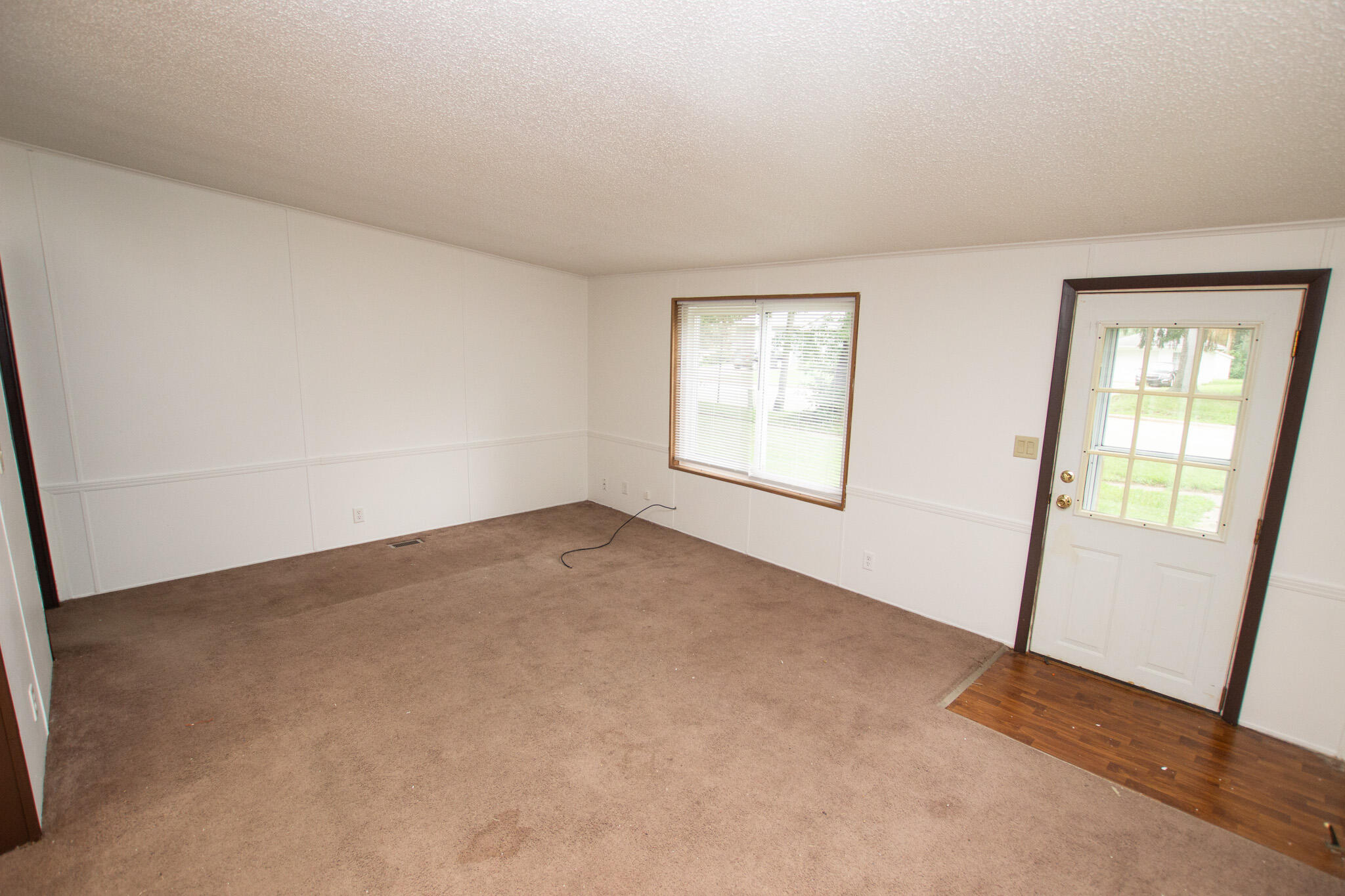 318 S East Street Cassopolis MI 49031