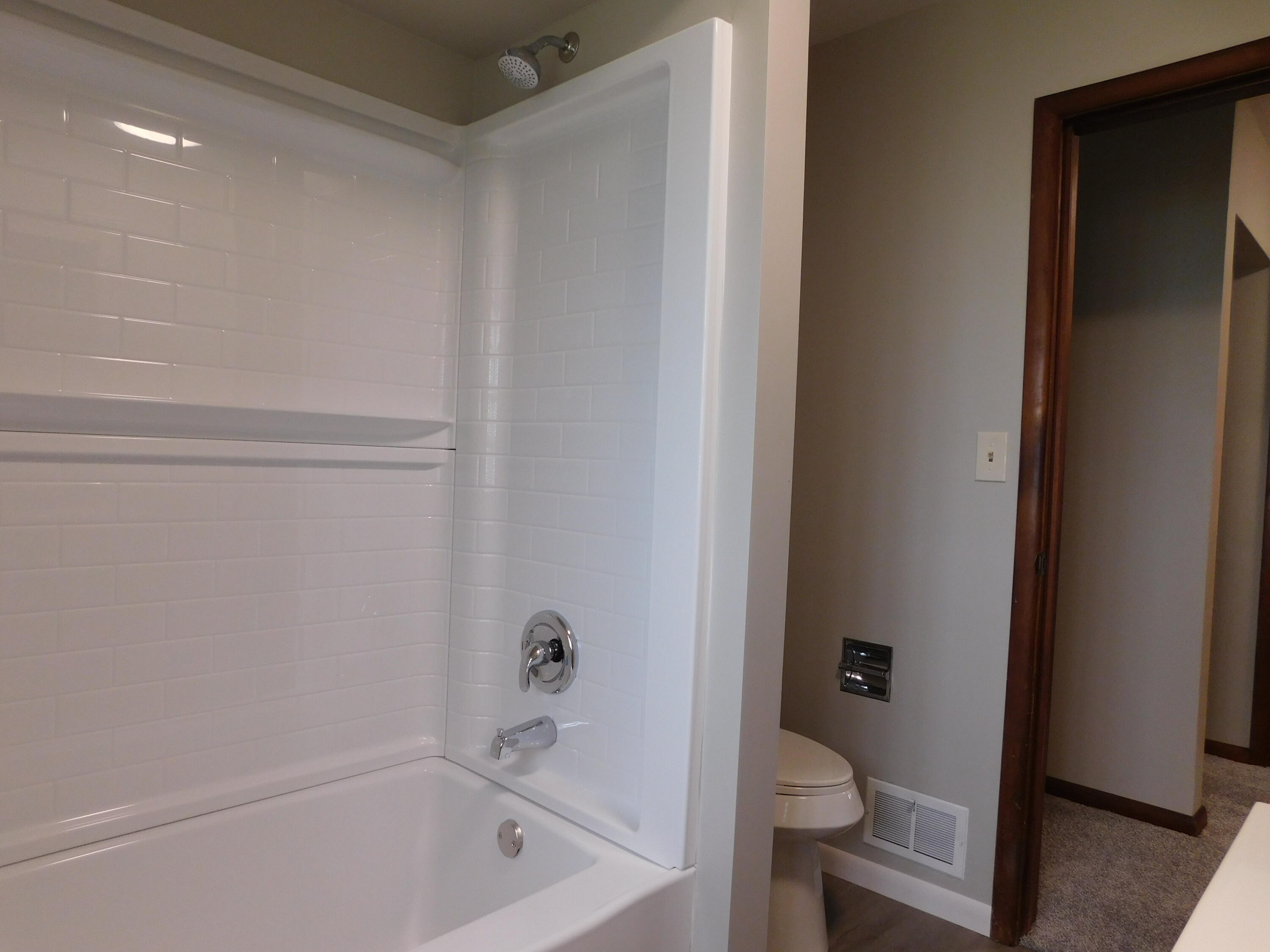 460 Collins Avenue Benton Harbor MI 49022
