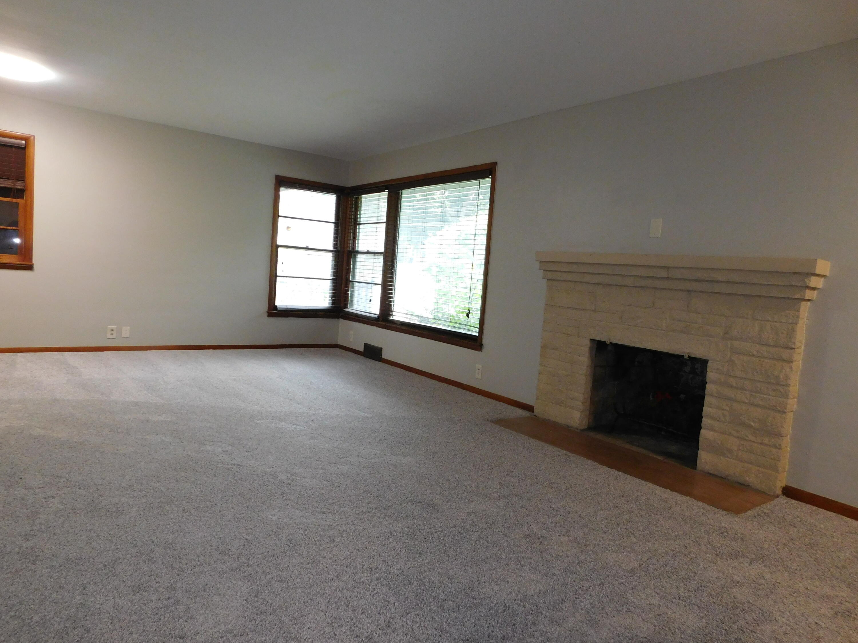 460 Collins Avenue Benton Harbor MI 49022
