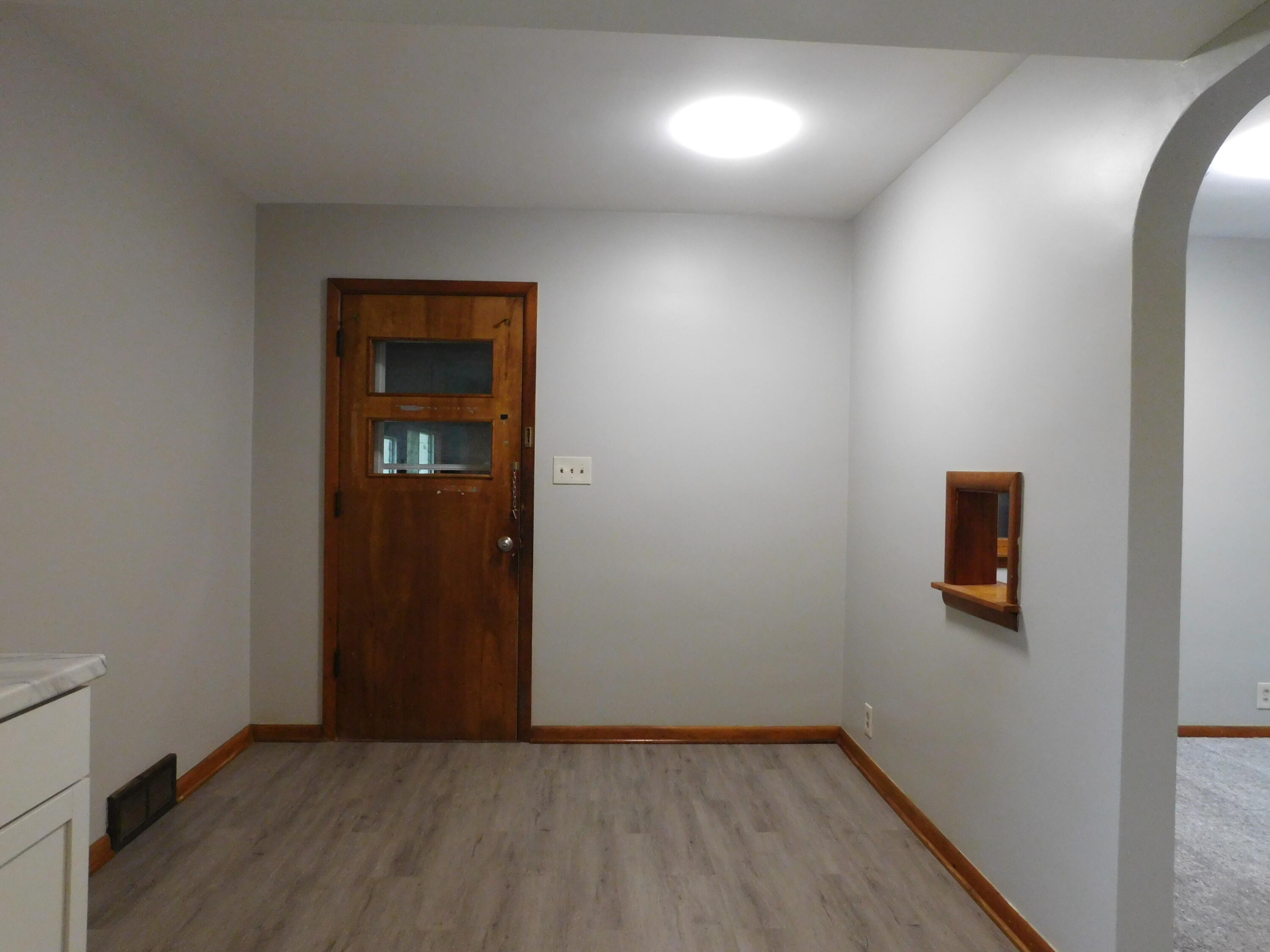 460 Collins Avenue Benton Harbor MI 49022