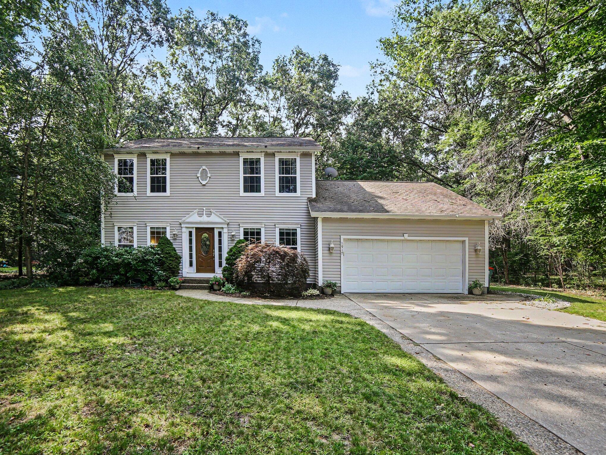 1917 Dykstra Road Muskegon MI 49445