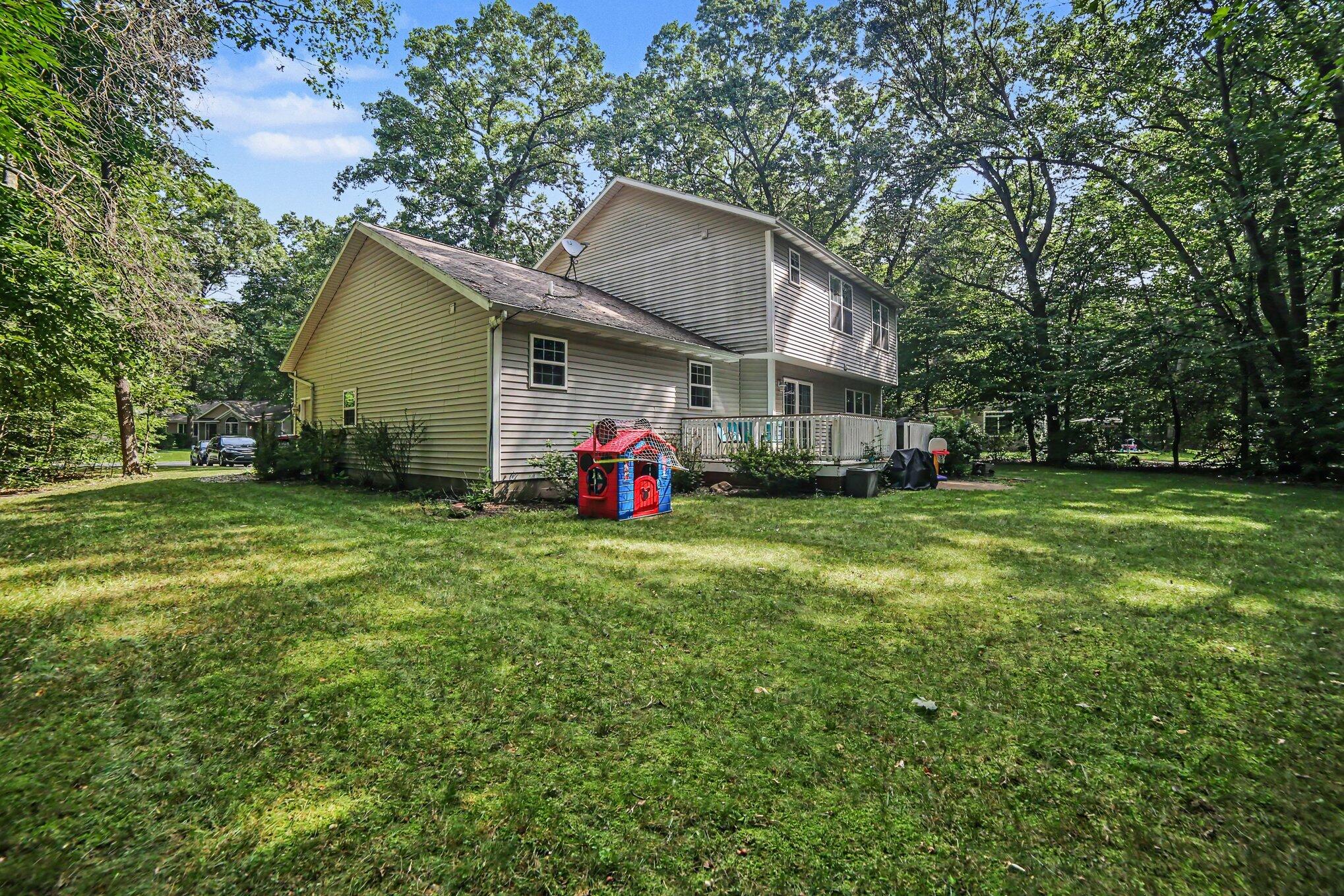 1917 Dykstra Road Muskegon MI 49445