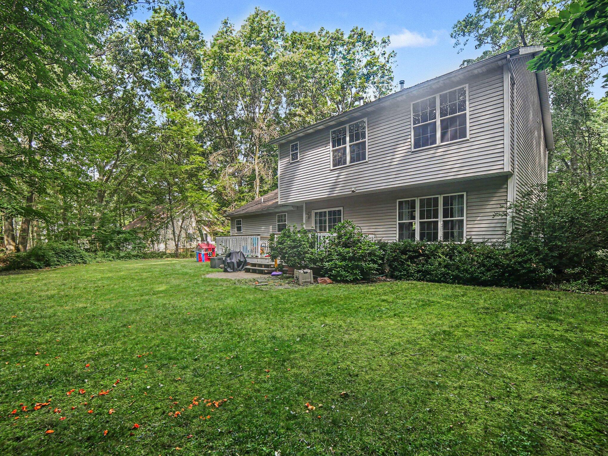 1917 Dykstra Road Muskegon MI 49445