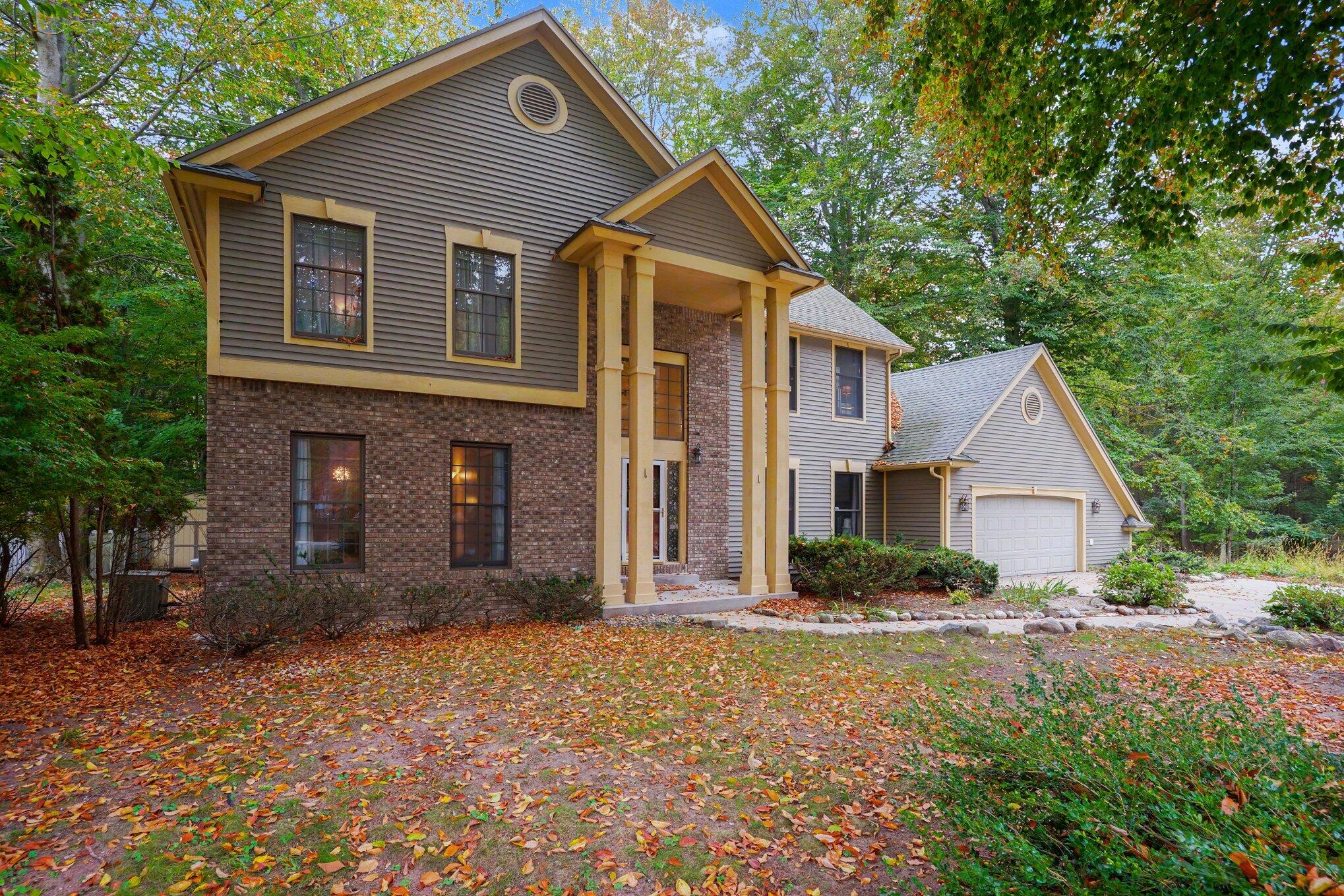 945 W Wellington Court Muskegon MI 49441